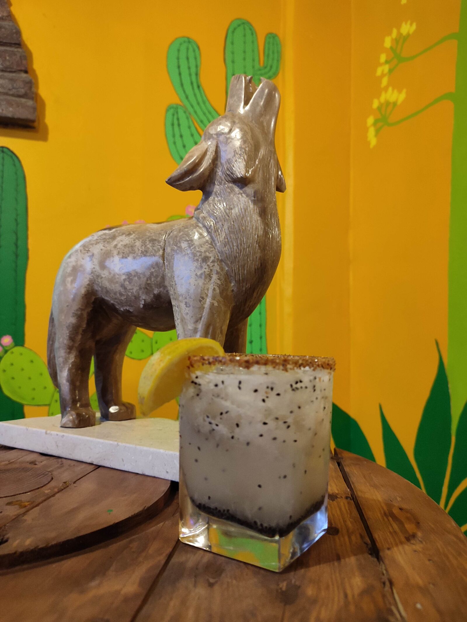 Mezcaleria La Plaza del Coyote 🐺 image 3