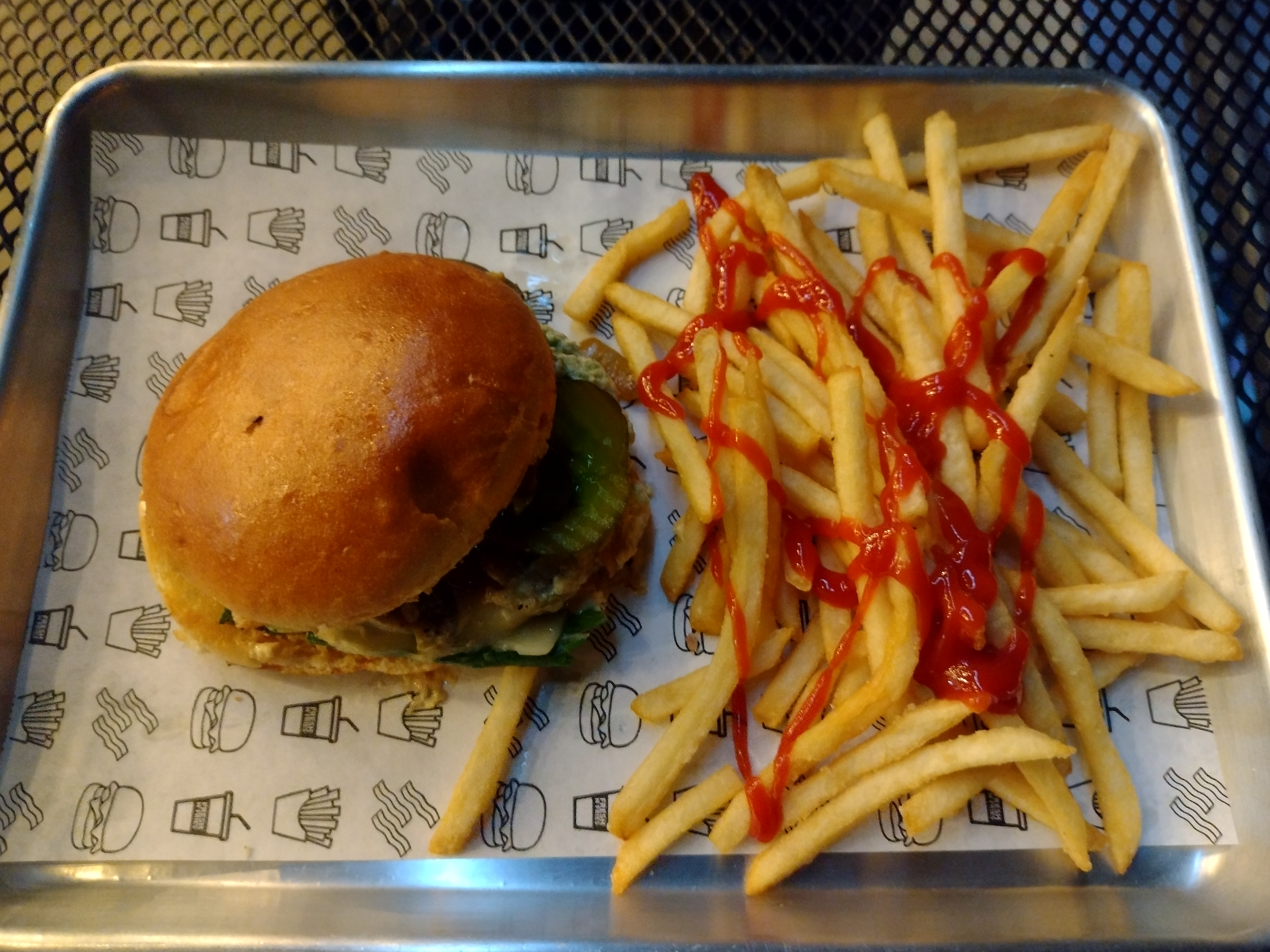 Fresh N Fries Suc. Periodista image 4