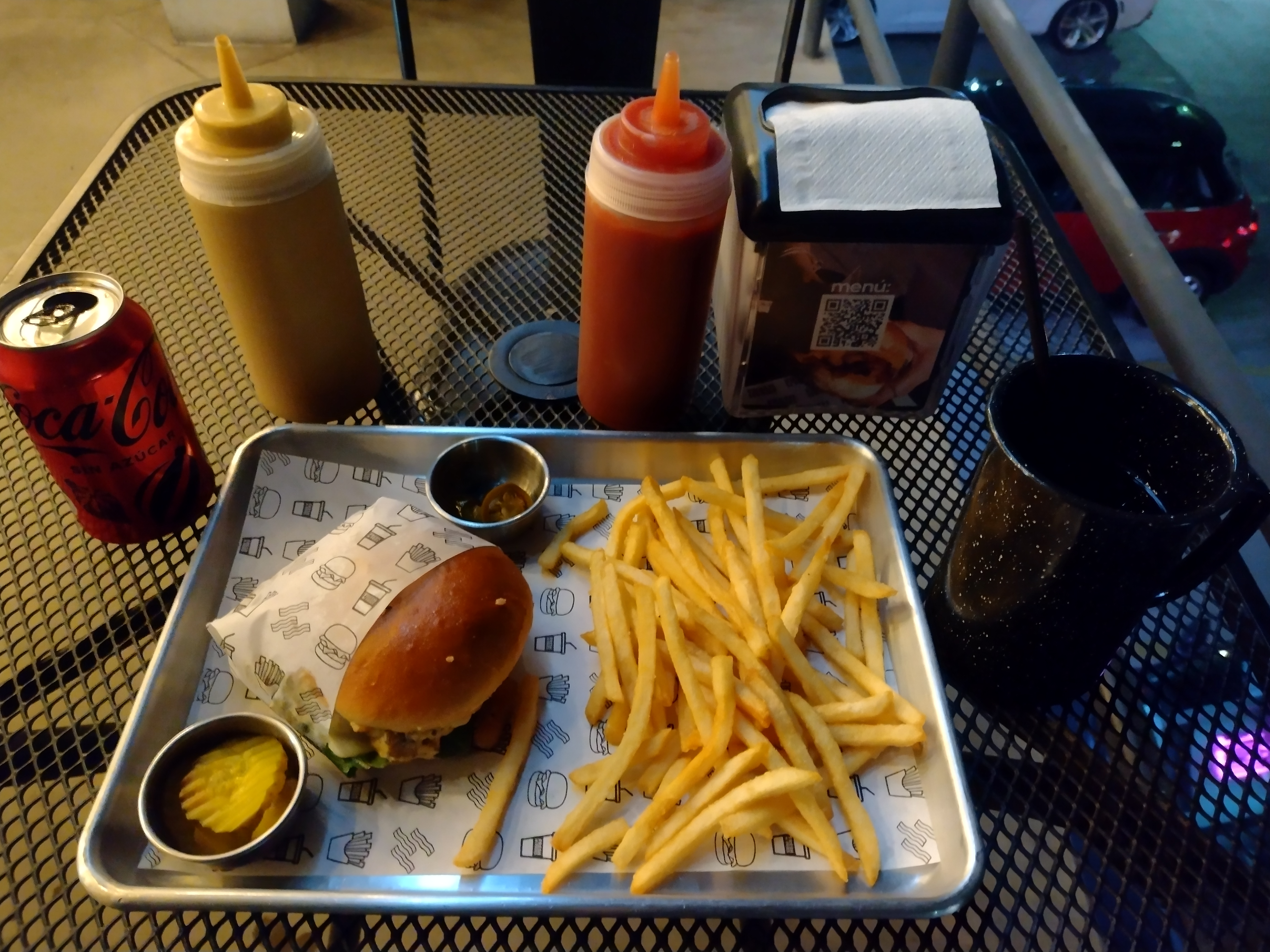 Fresh N Fries Suc. Periodista image 5