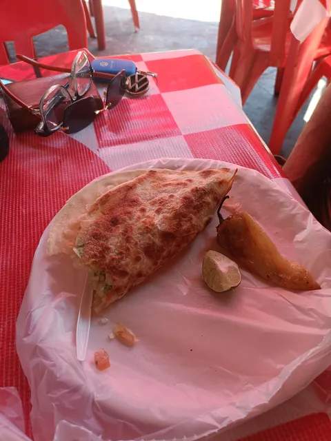 Taquería los Laureles image 5