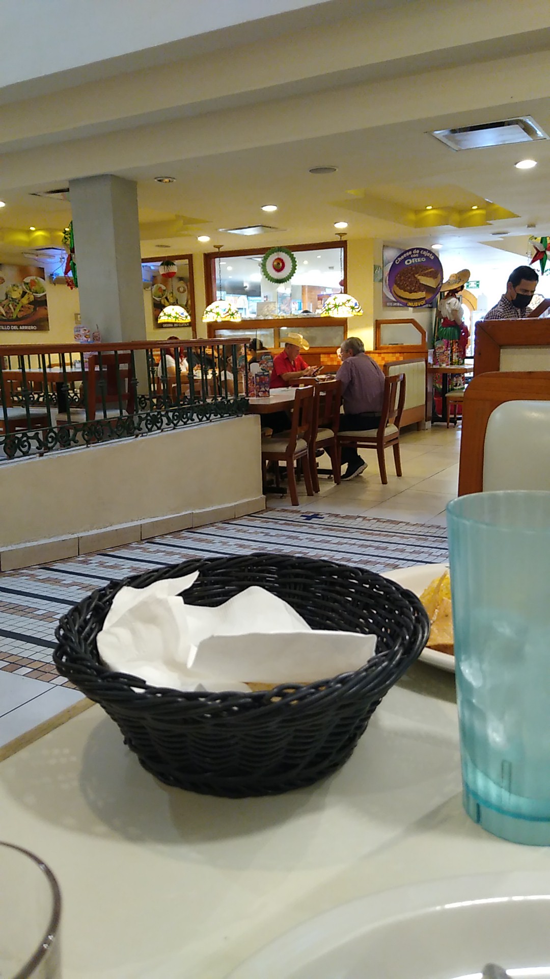 Restaurantes y Pastelerías Panamá Francisco Villa image 3