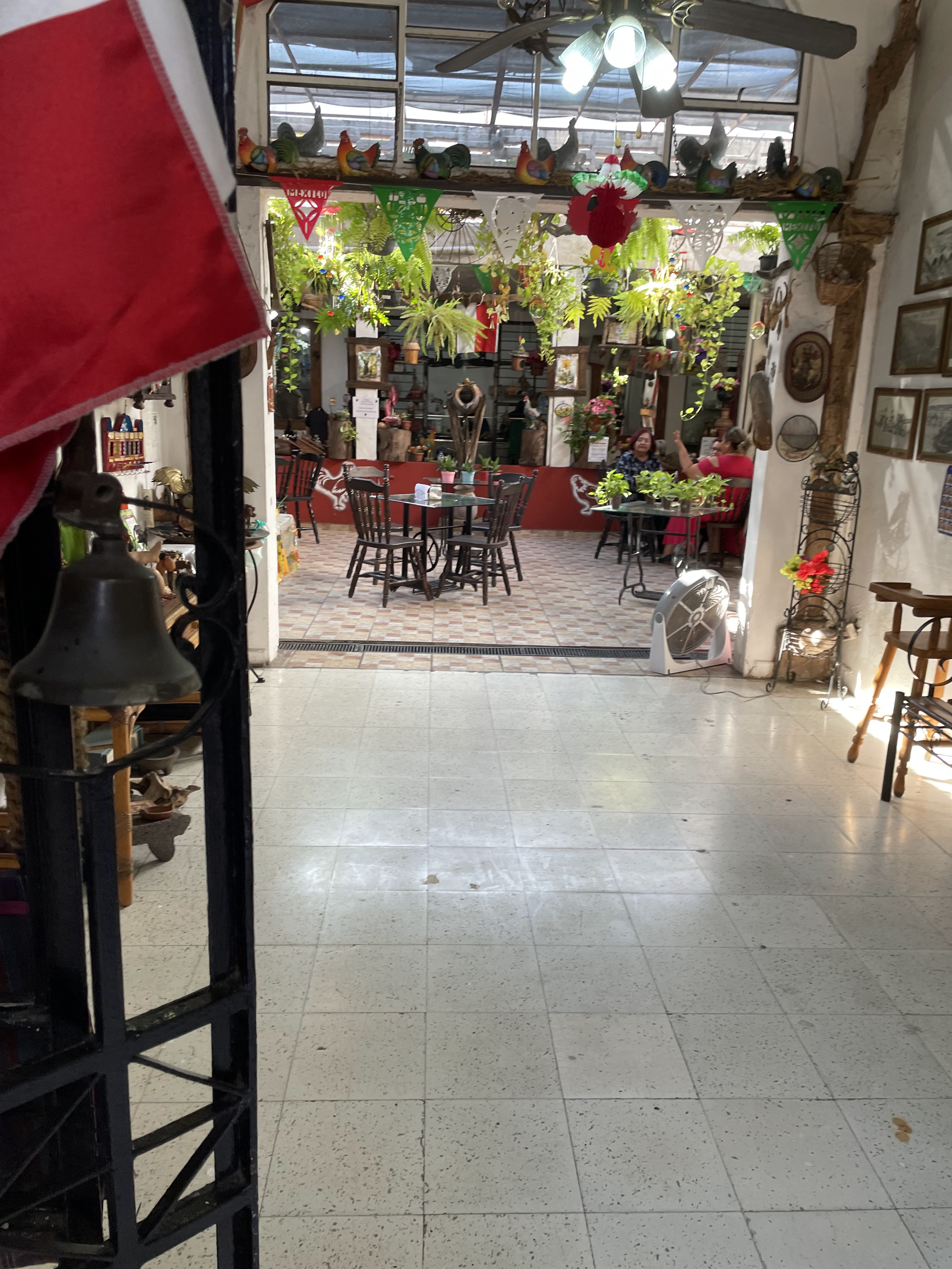 El Gallito Centro image 3