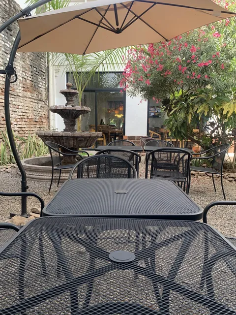 floralia restaurante image 7