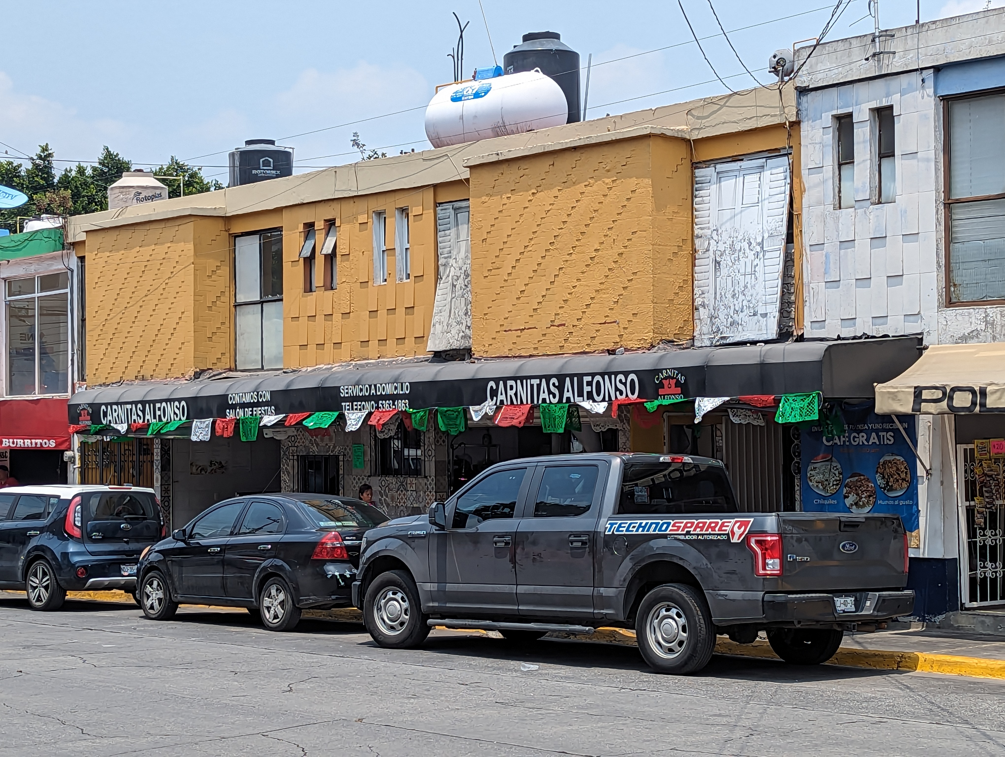 Carnitas Alfonso image 1
