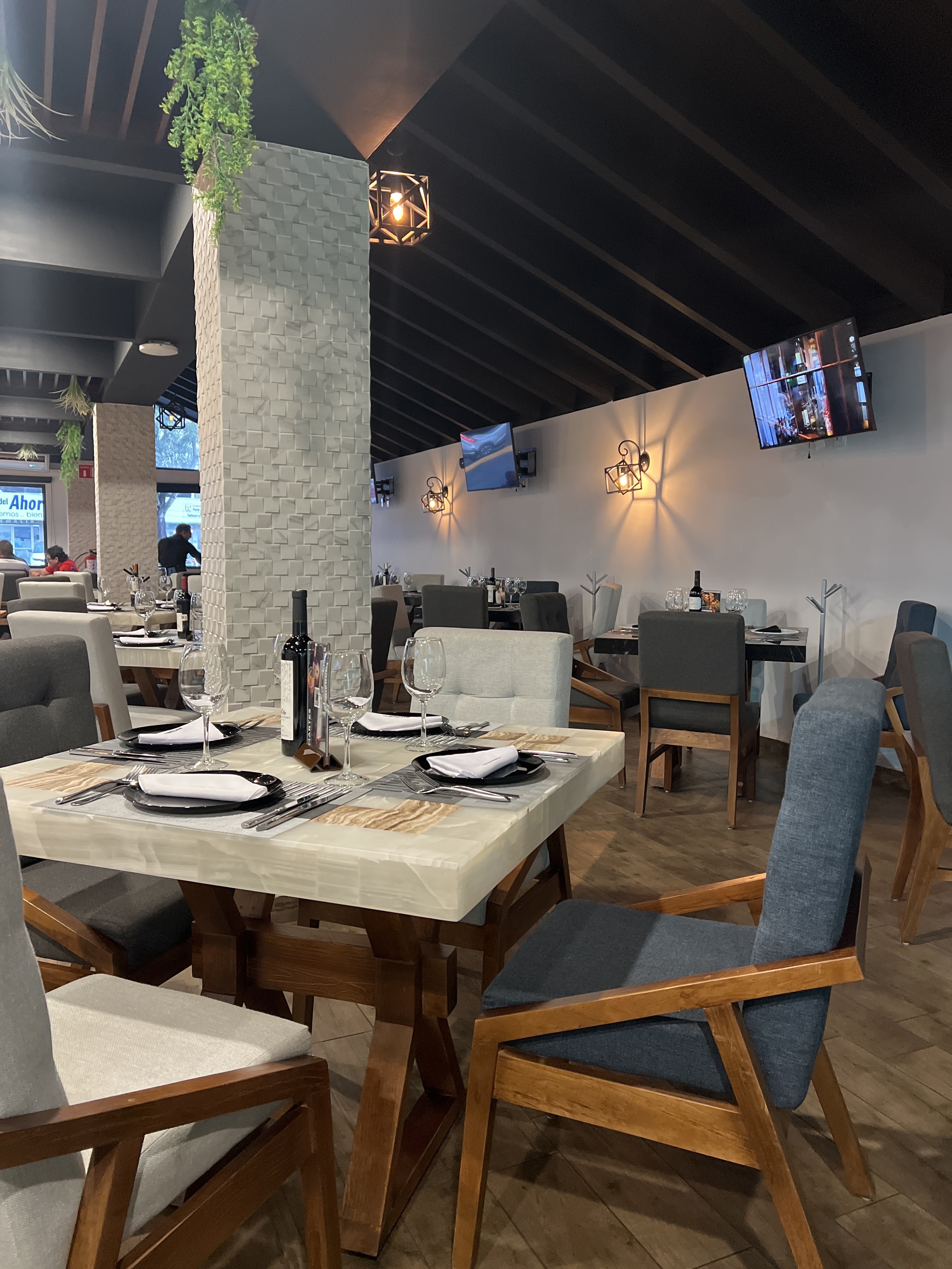 Restaurante Martina's Grill image 3