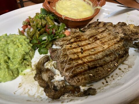Los Chato's image 3
