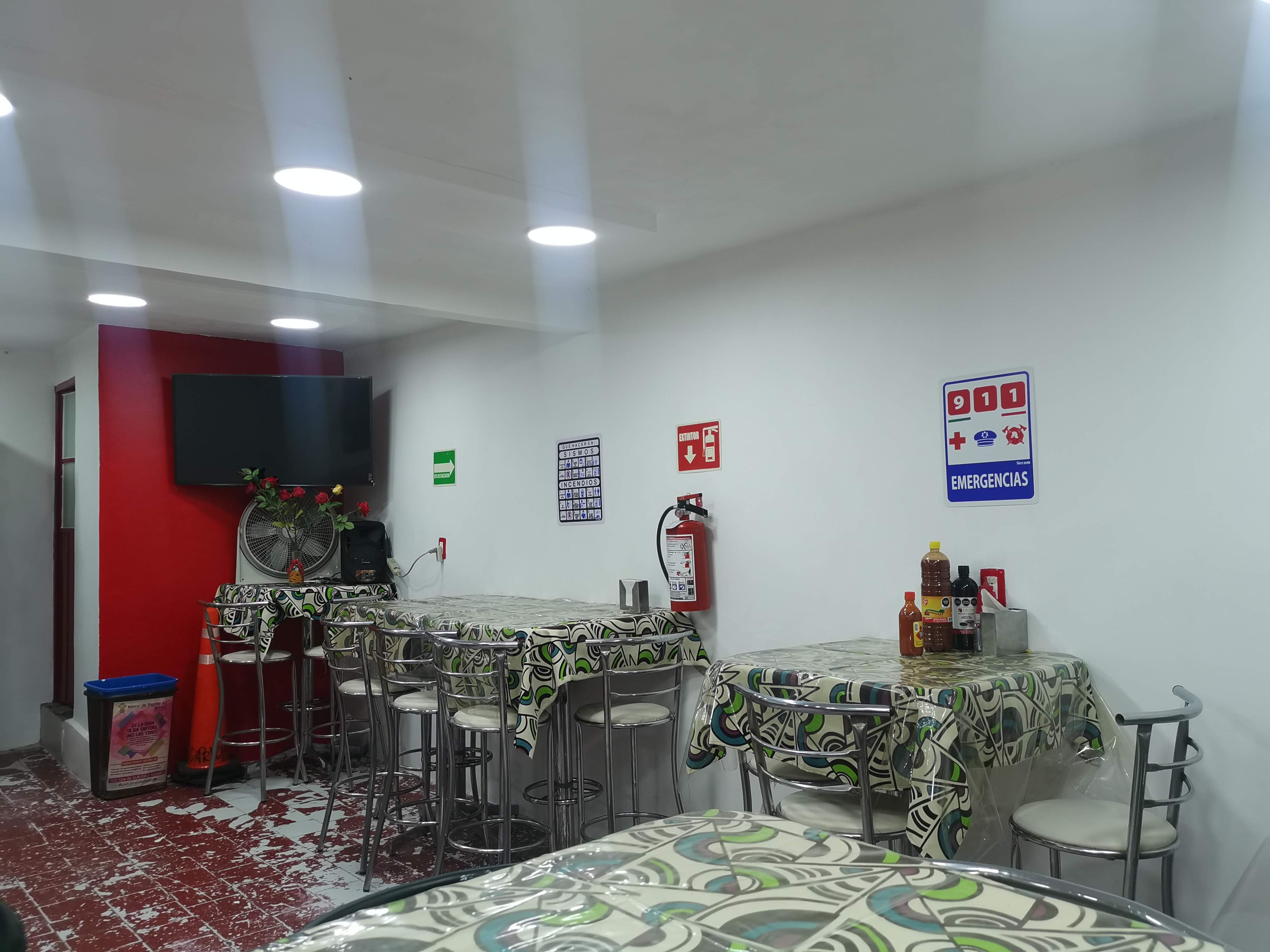 MI SANTO CAPRICHO image 4