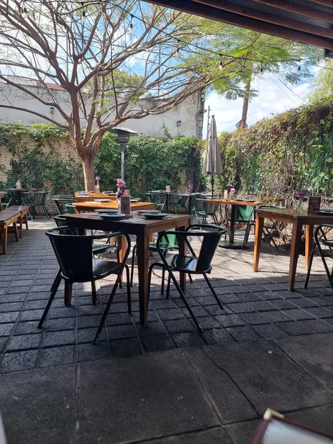 La Buca image 2