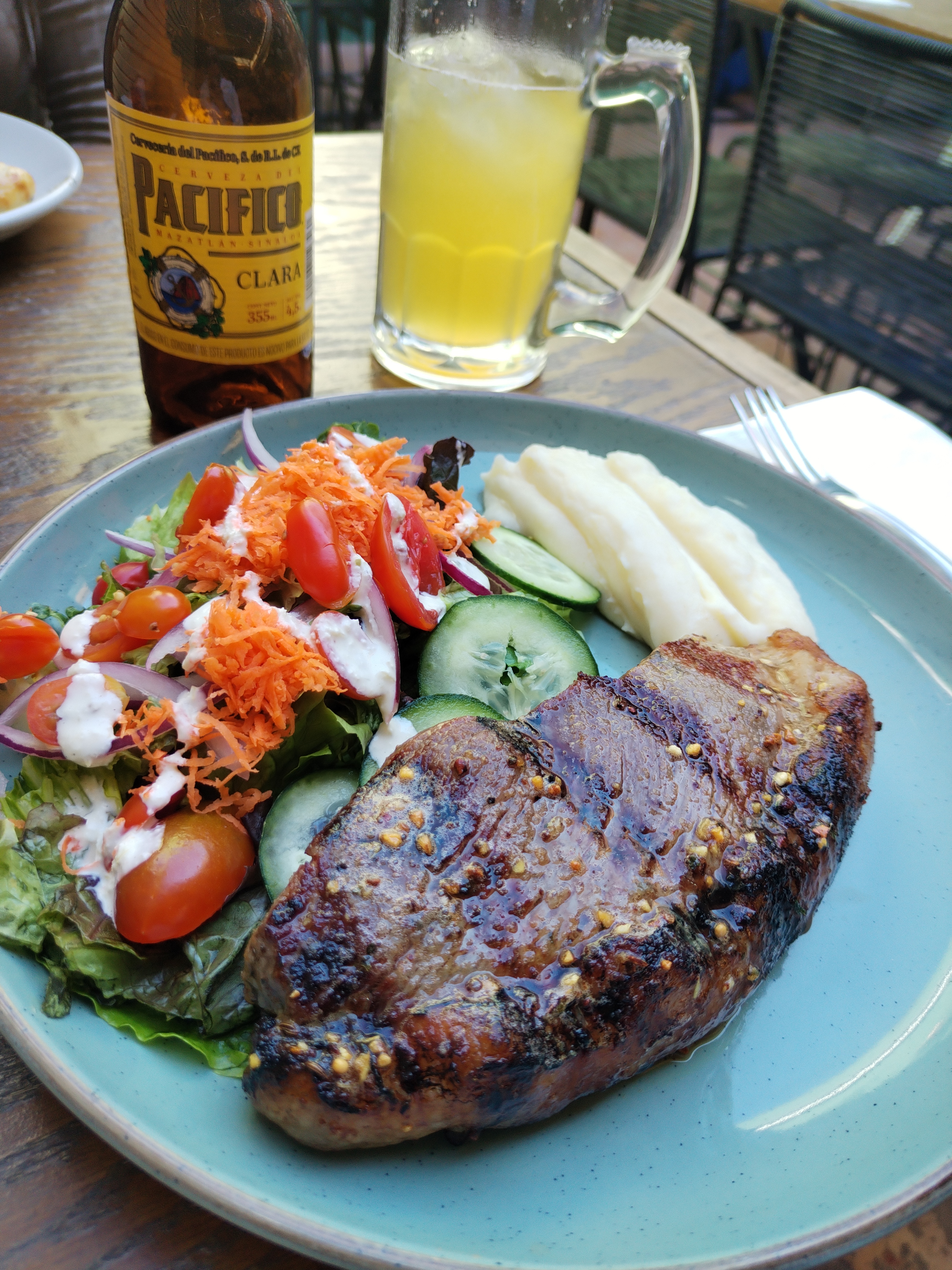 Latitud Desconocida image 2