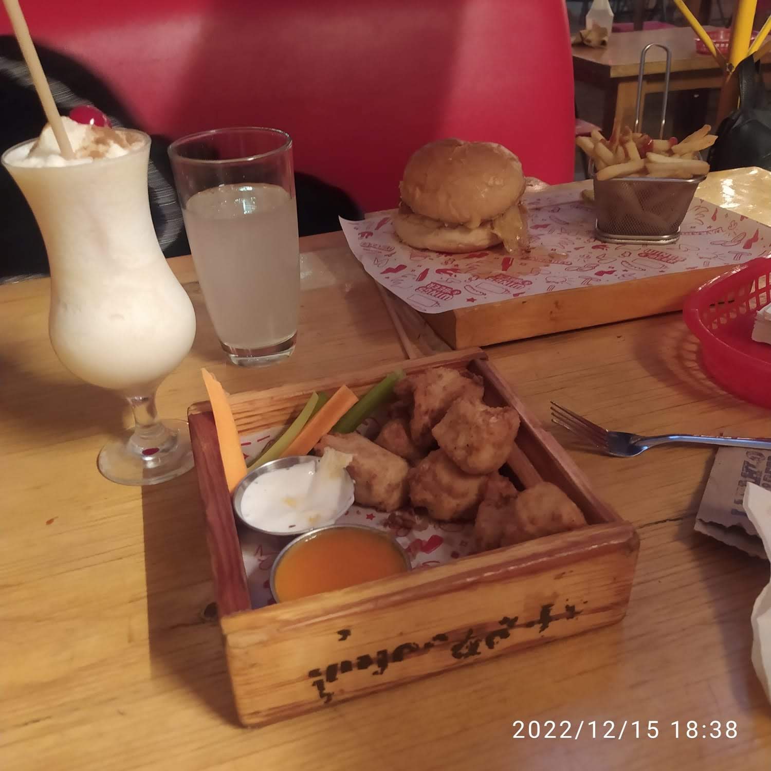 La Kahlo Wings & Beer image 8