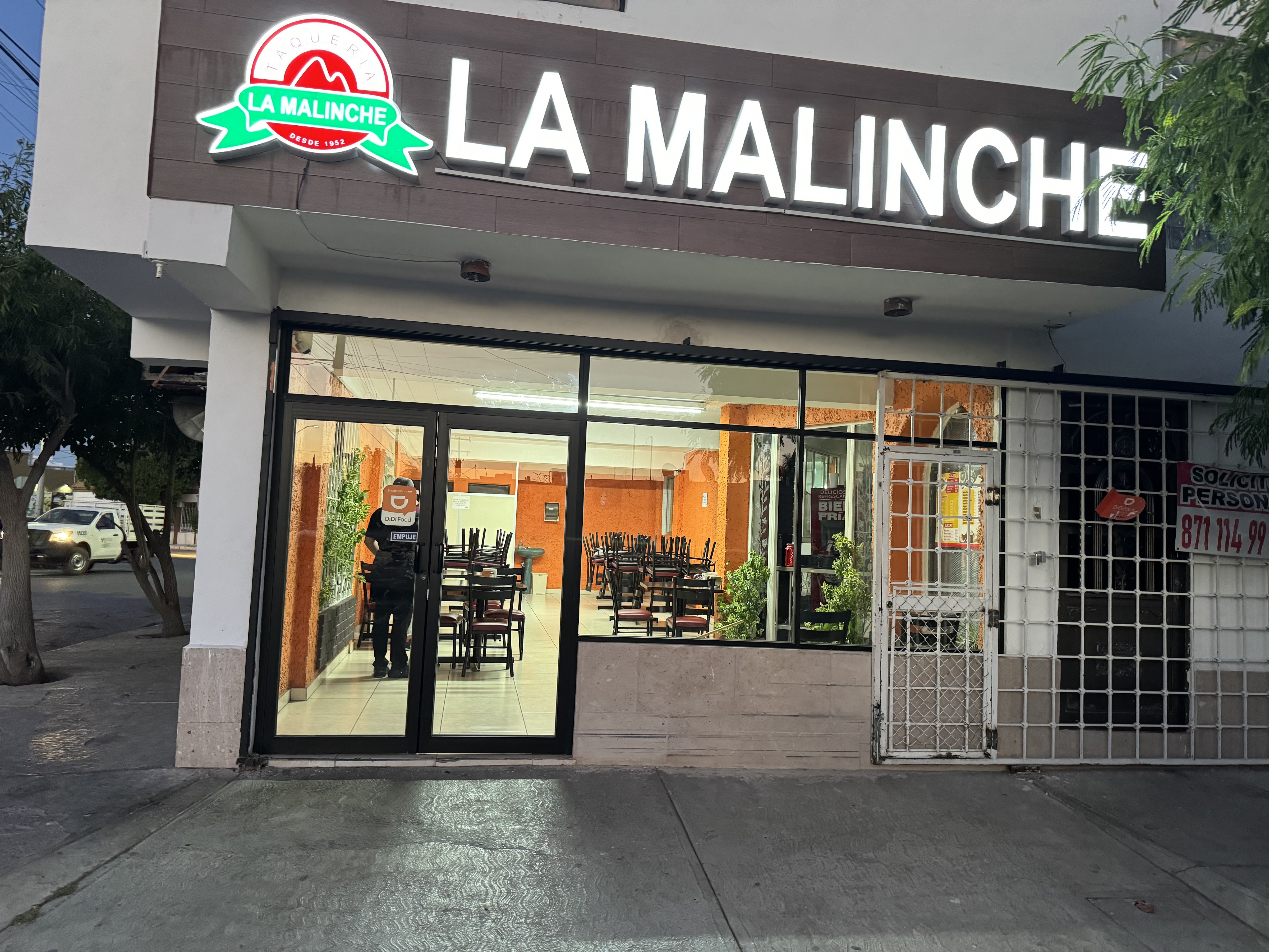 Taquería La Malinche image 1