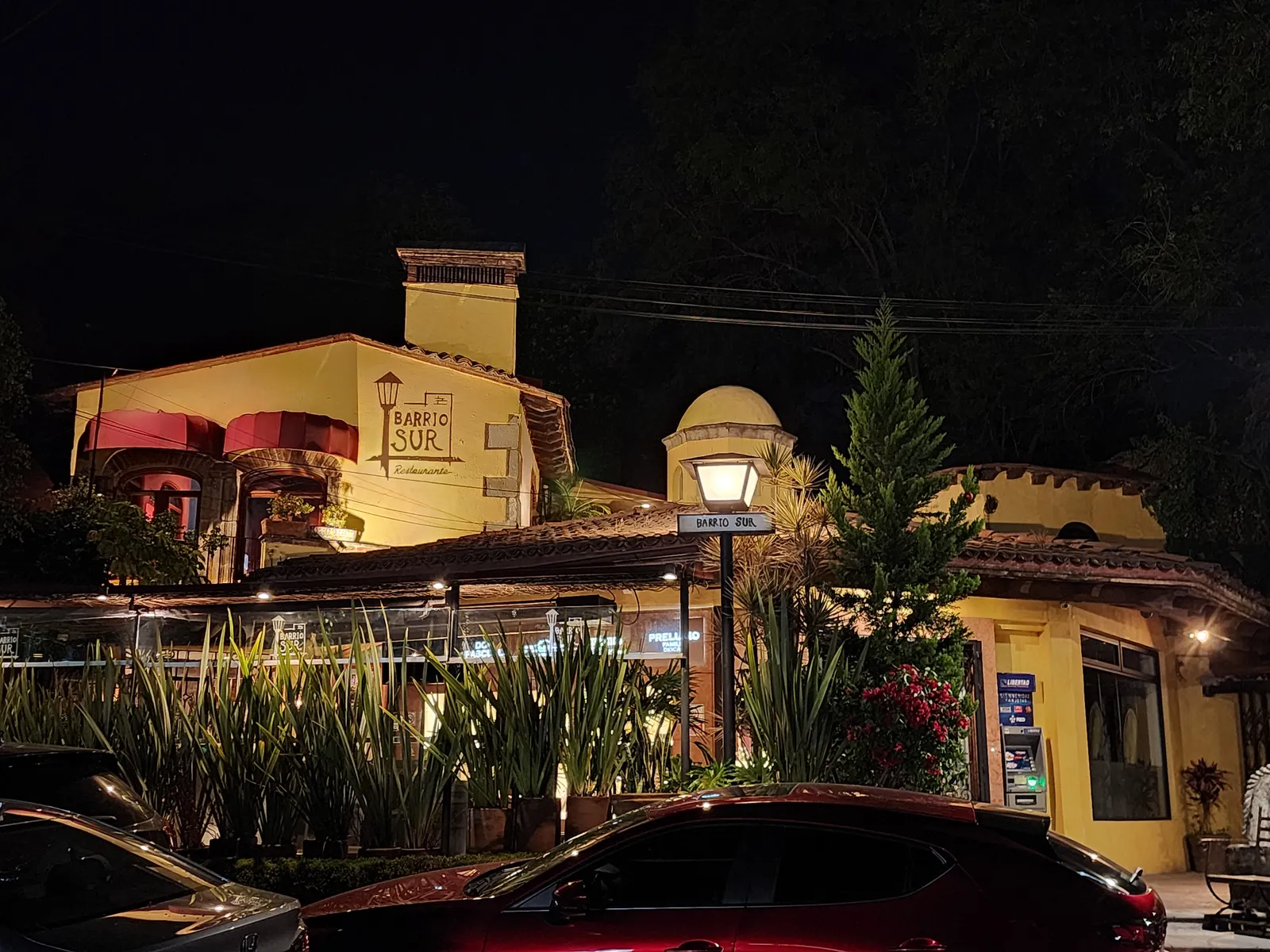 Barrio Sur image 5