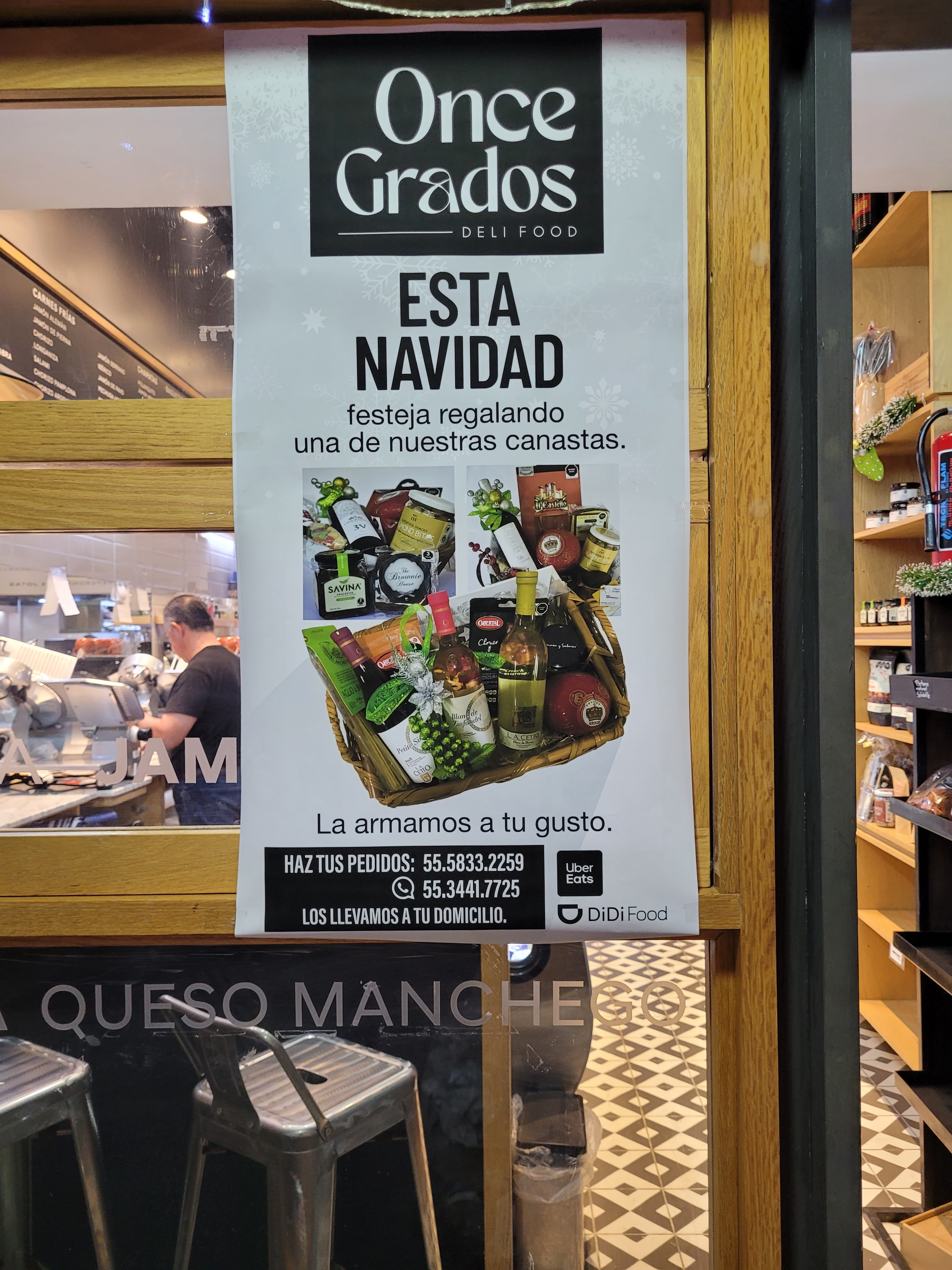 D’Lagourmet Plaza Las Aguilas image 4