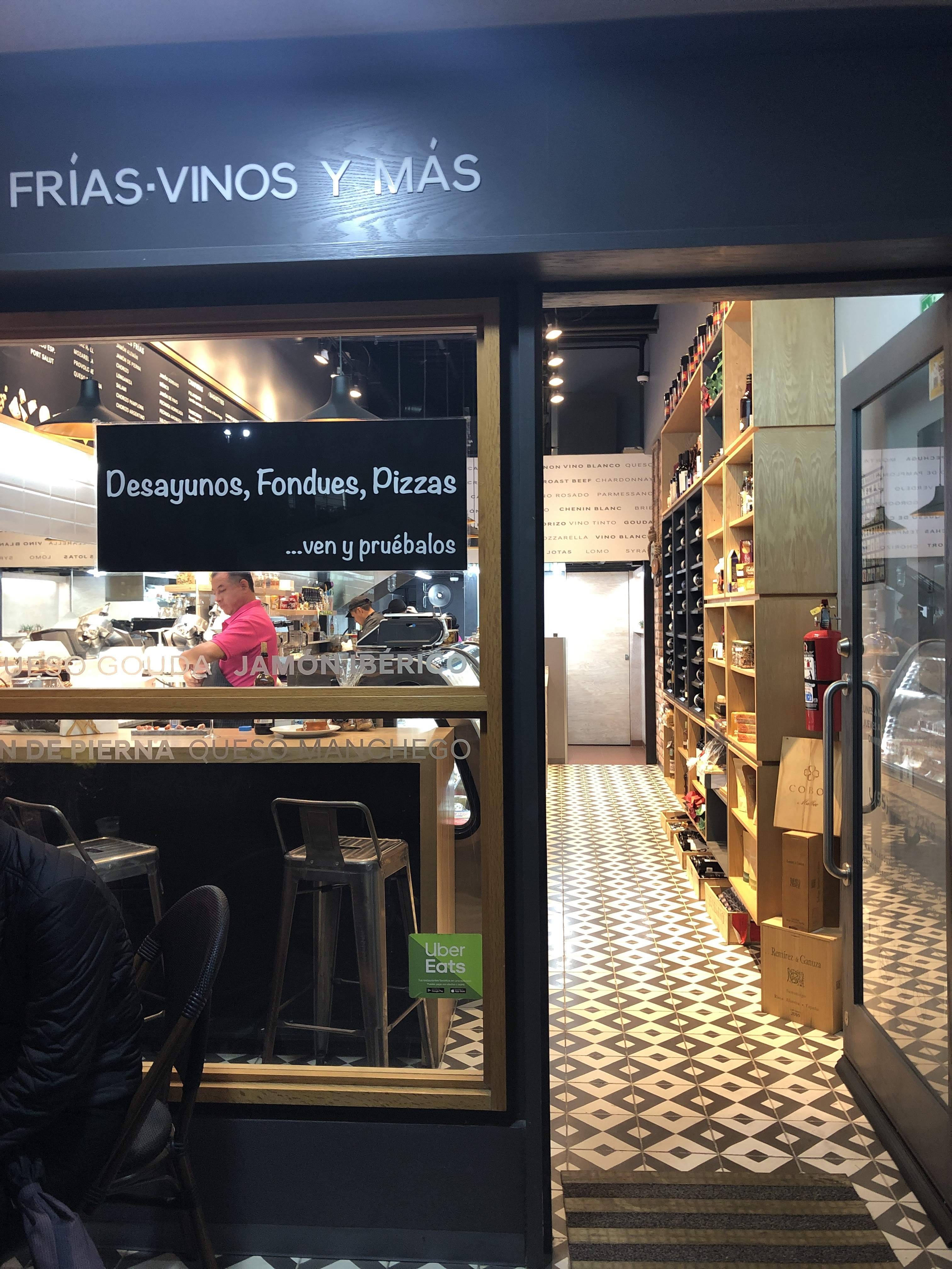 D’Lagourmet Plaza Las Aguilas image 7