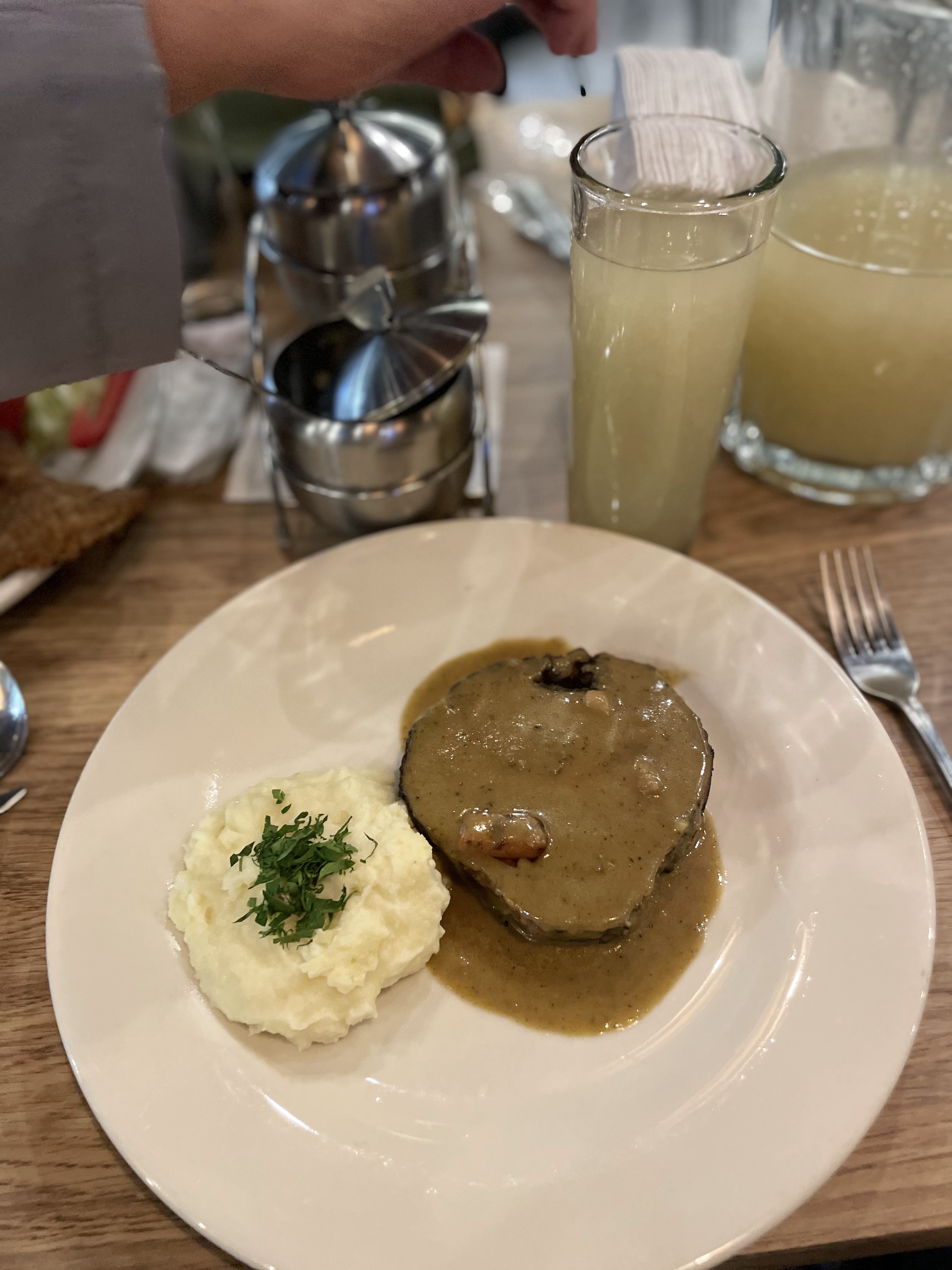 La Camila Restaurante bar image 7