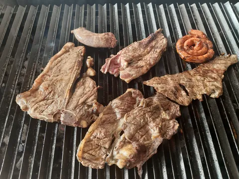 "El Arroyito II" Restaurante, Bar, Parrilla, Cortes, Carnitas y Barbacoa. image 2
