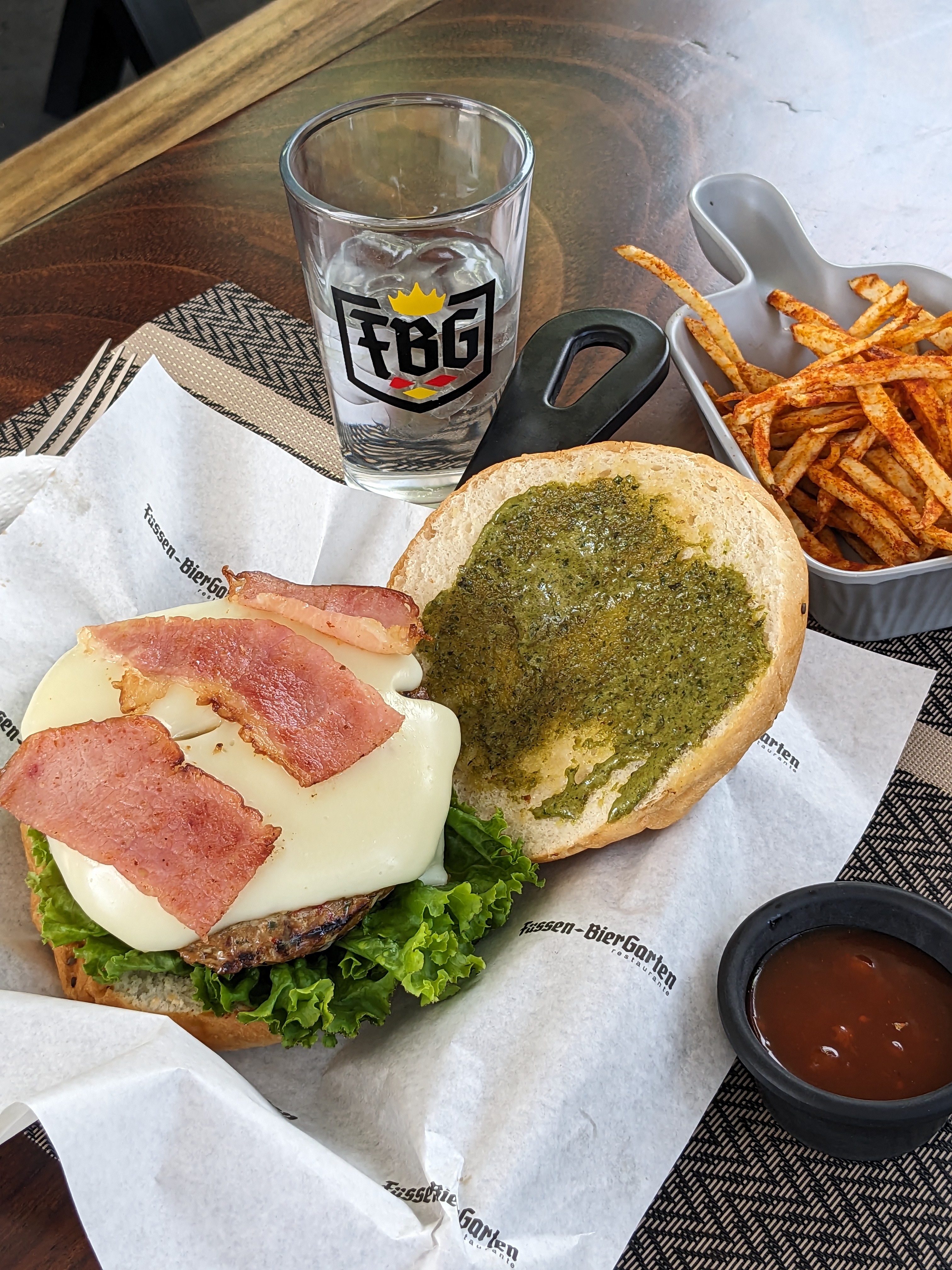 Restaurante Füssen BierGarten | Comida Alemana, Cerveza, Desayunos y Café image 6