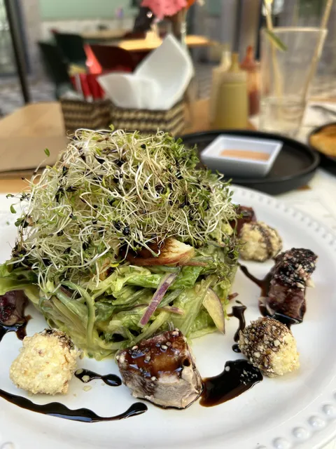 Chau Resto image 8