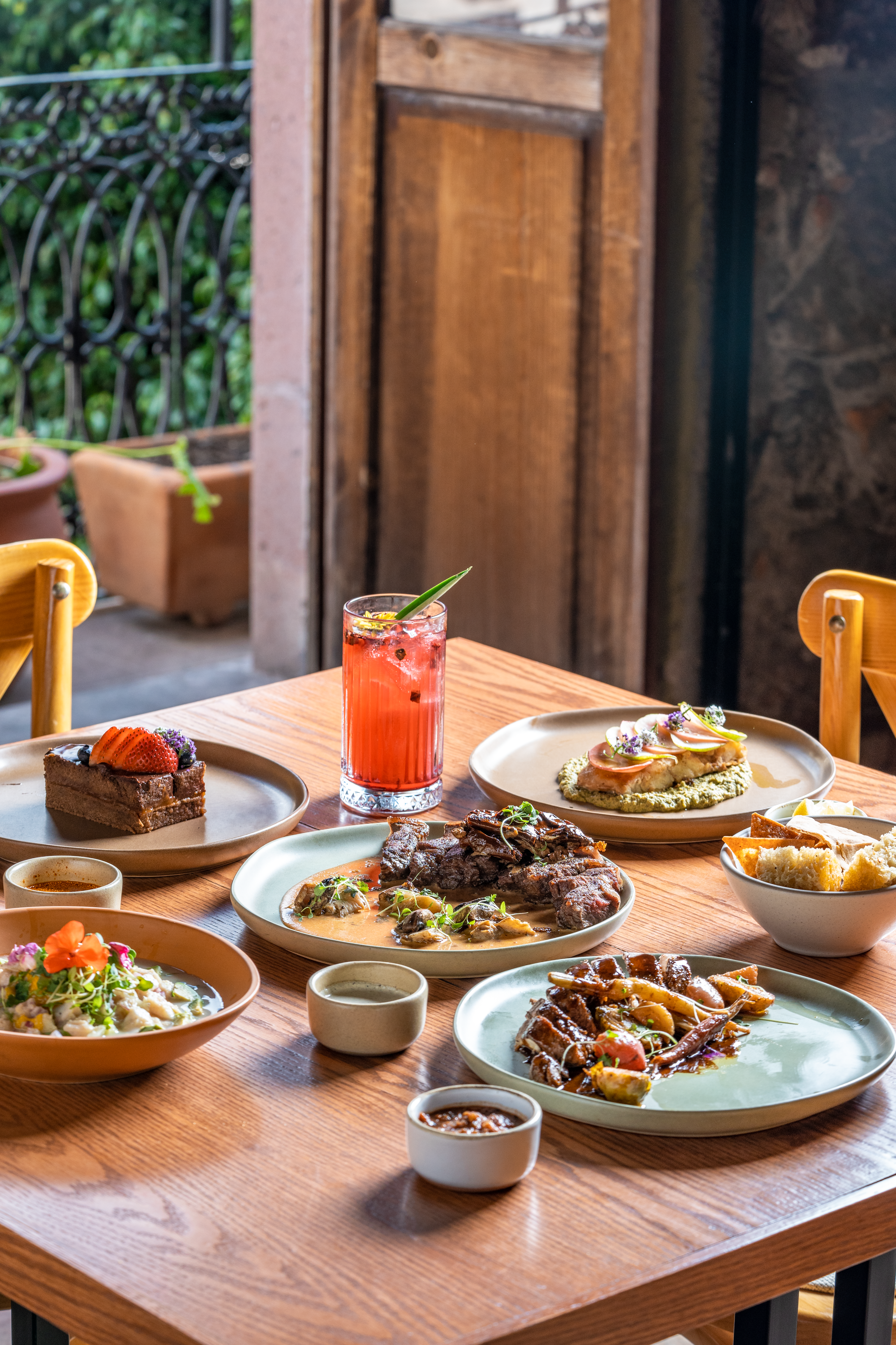 NATAL RESTAURANTE cocina de origen image 5