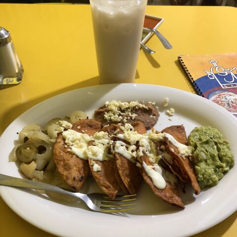 Antojitos San Miguelito image 2