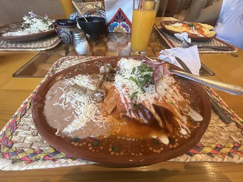 La Típica image 3