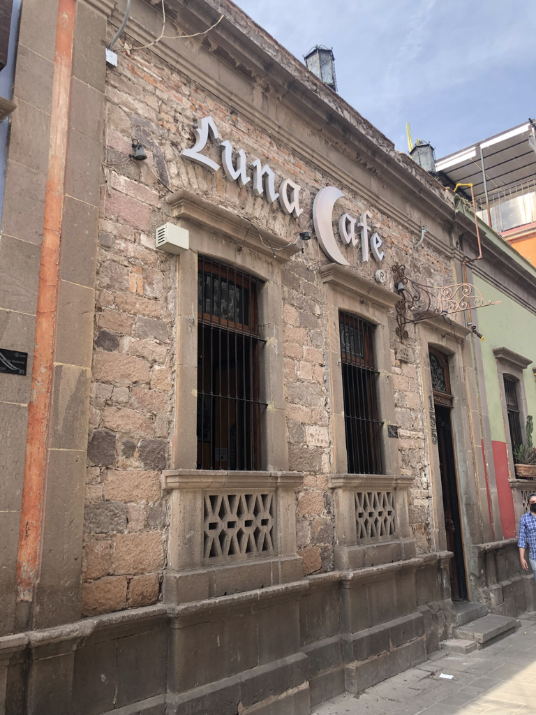 Luna Café - Cafetería image 1