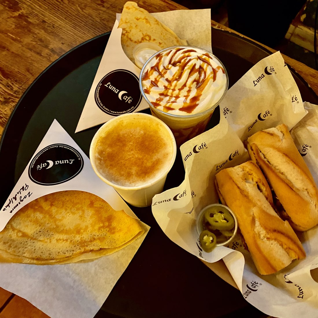 Luna Café - Cafetería image 5