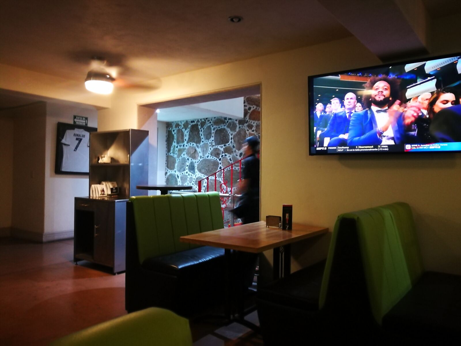 Cowboys Sports Bar image 8