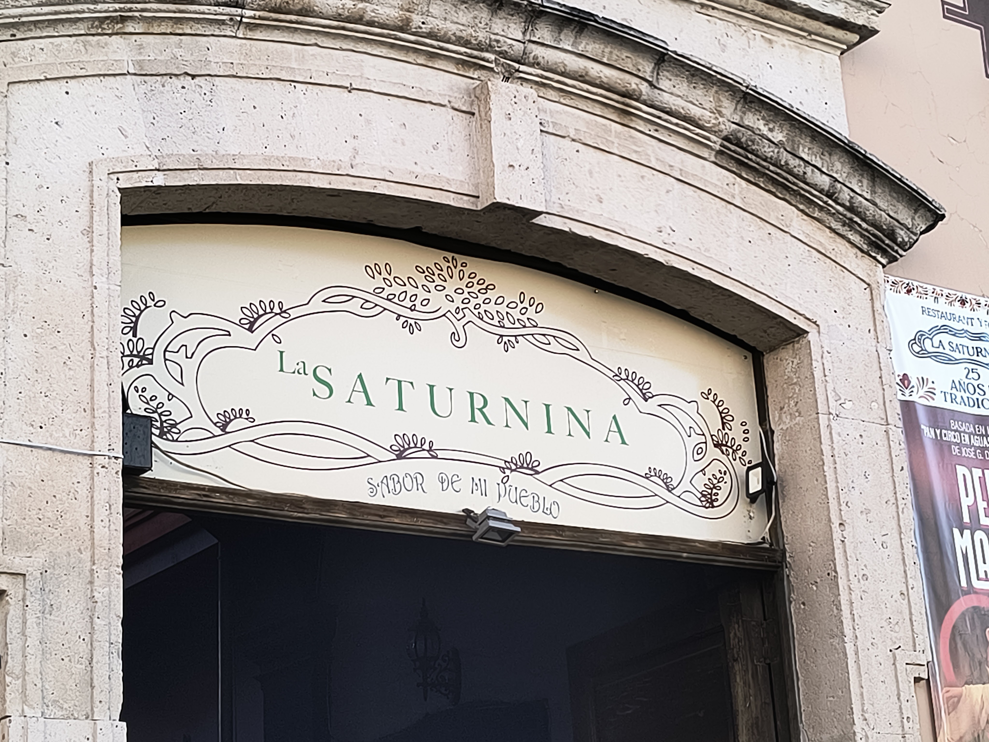 La Saturnina image 6