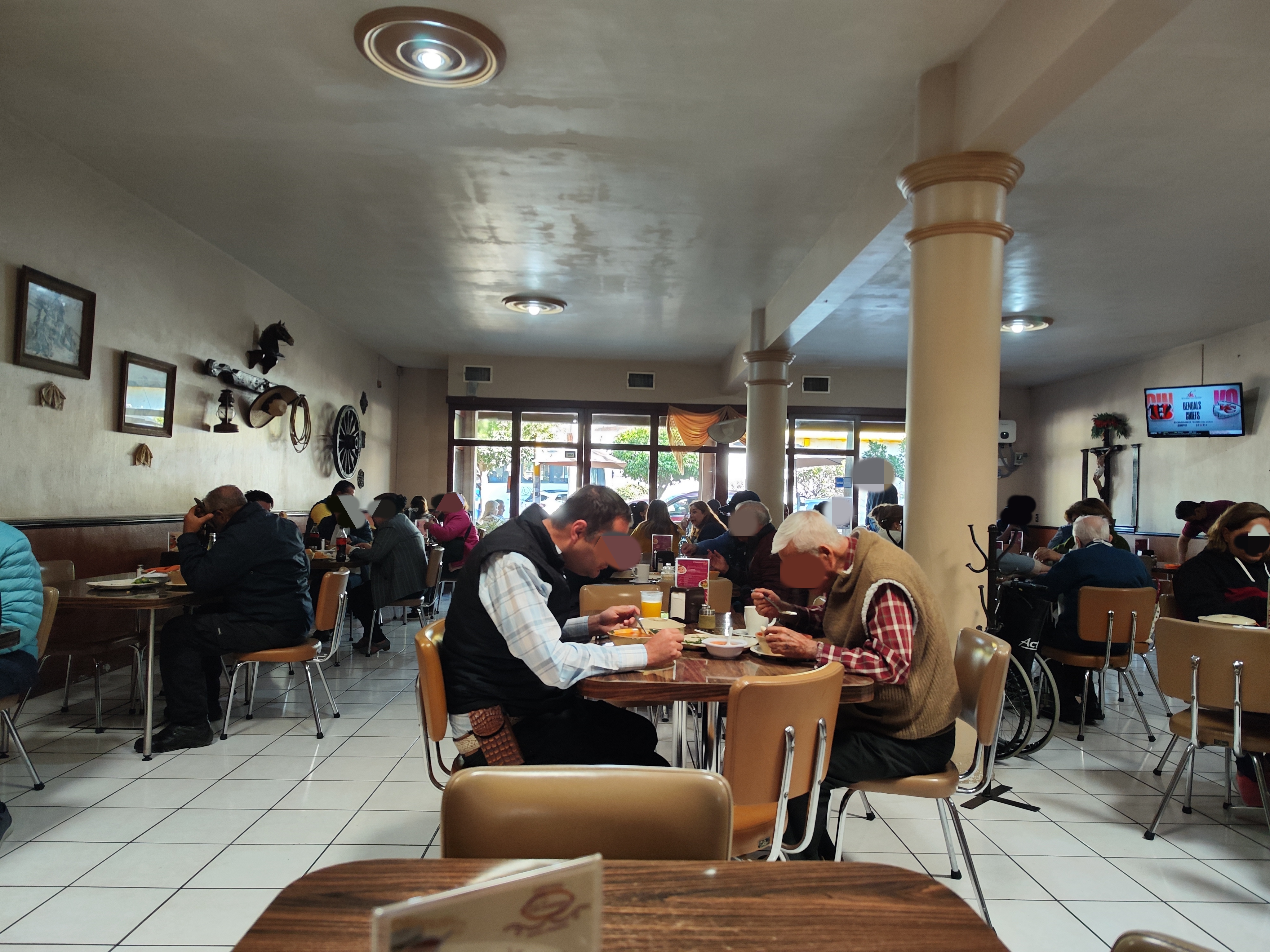 RESTAURANTE EL LIENZO MENUDO Y DESAYUNOS image 1