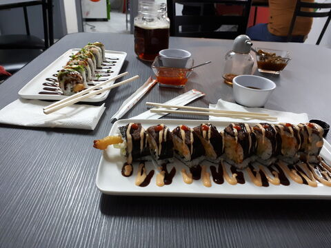 Sake Sushi image 4