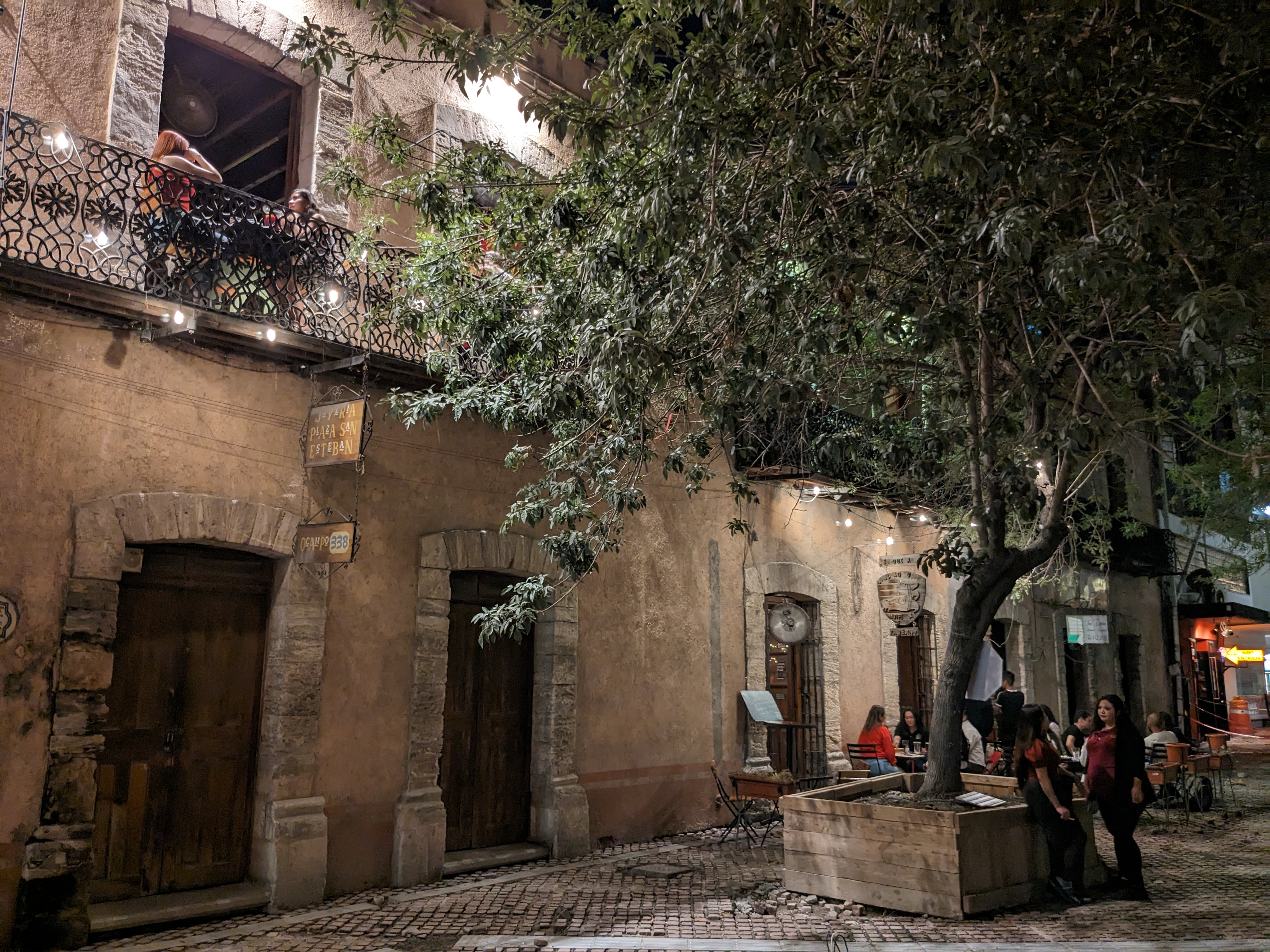 Taberna El Cerdo de Babel image 10