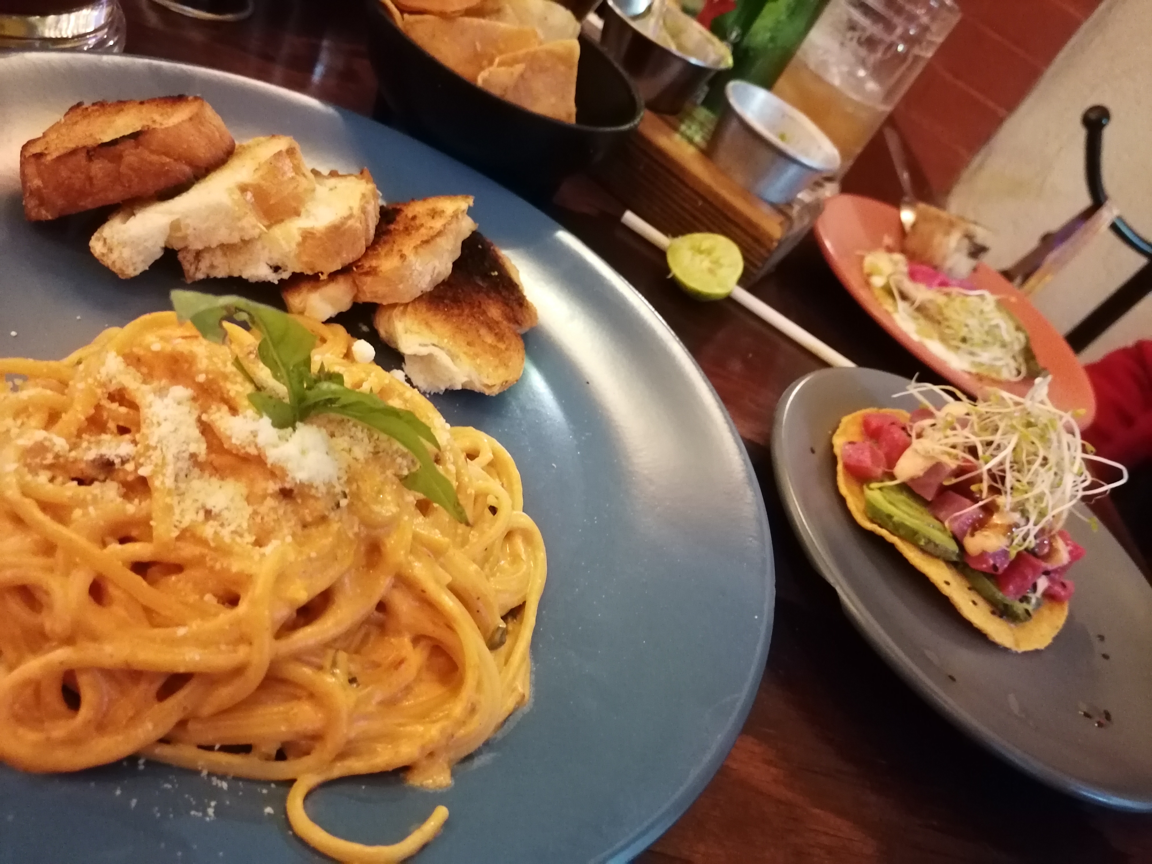 Alado Cocina & Cantina image 2