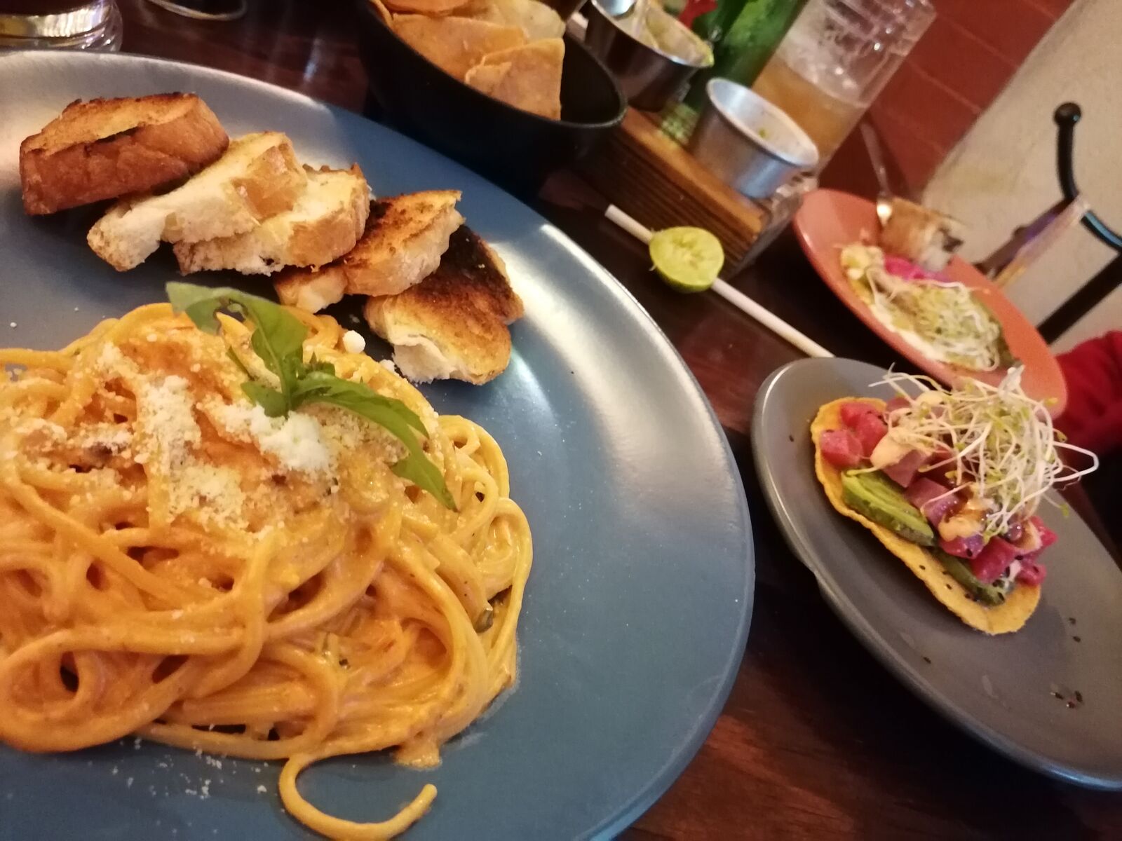 Alado Cocina & Cantina image 2