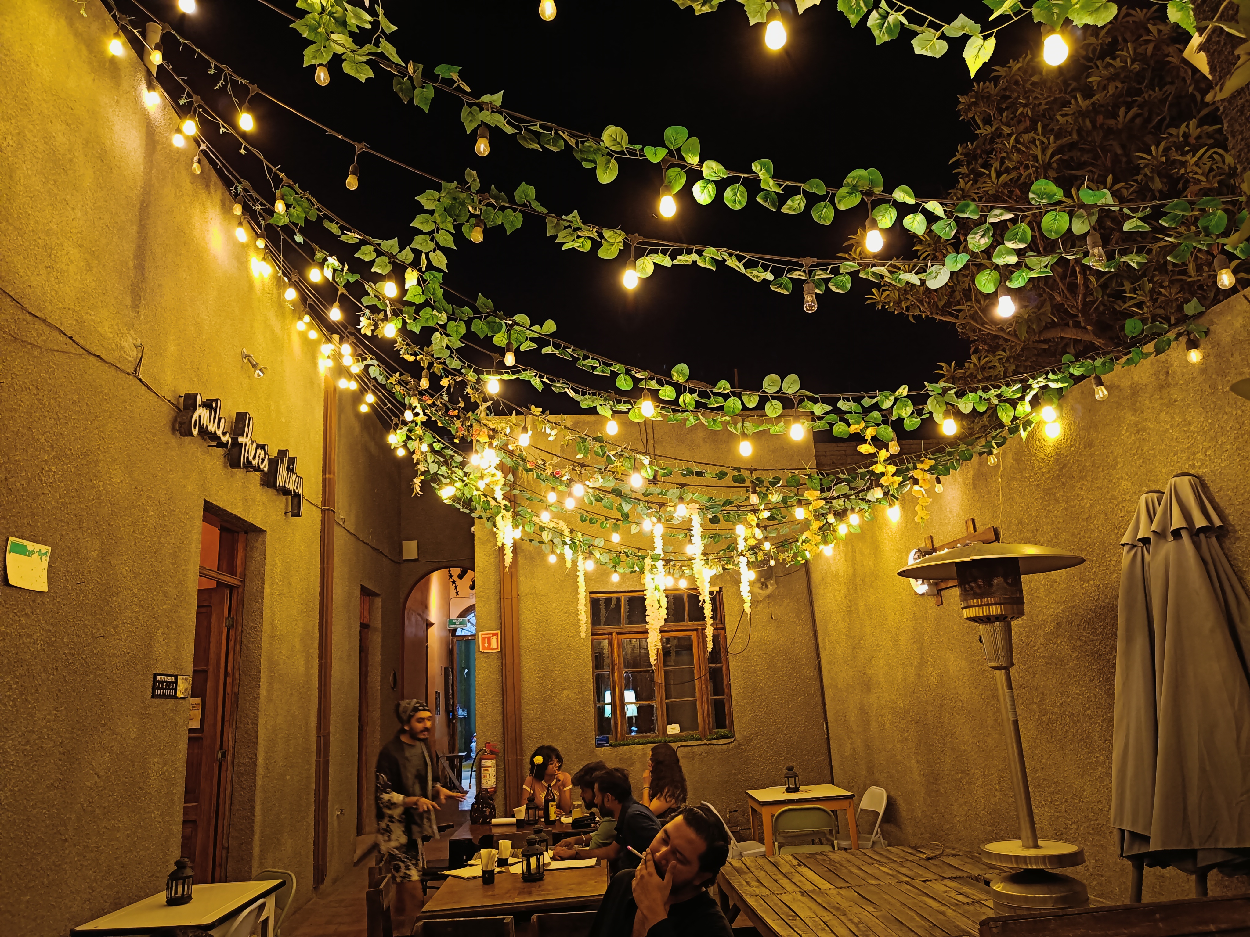 Oniria Resto Bar image 6