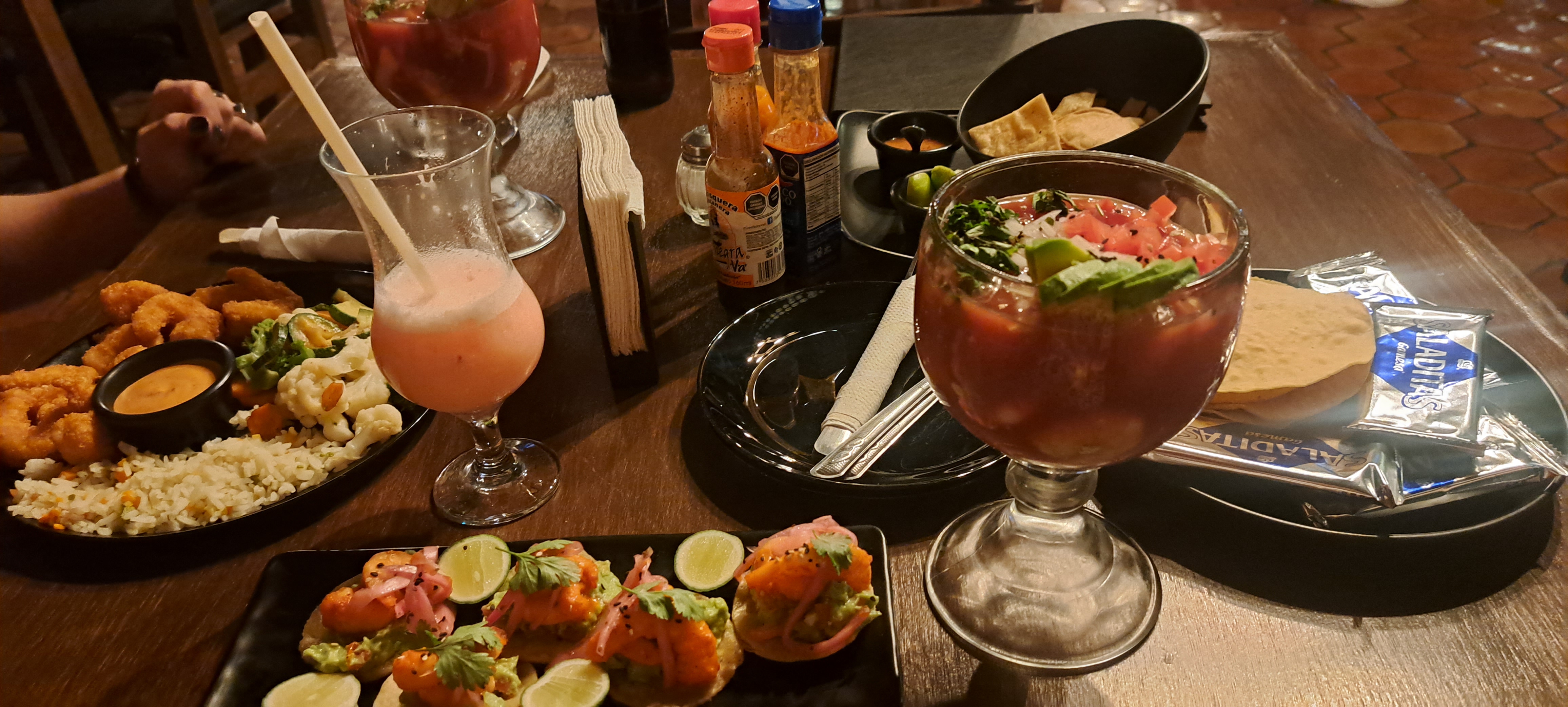 El Kraken Restaurant Bar image 3