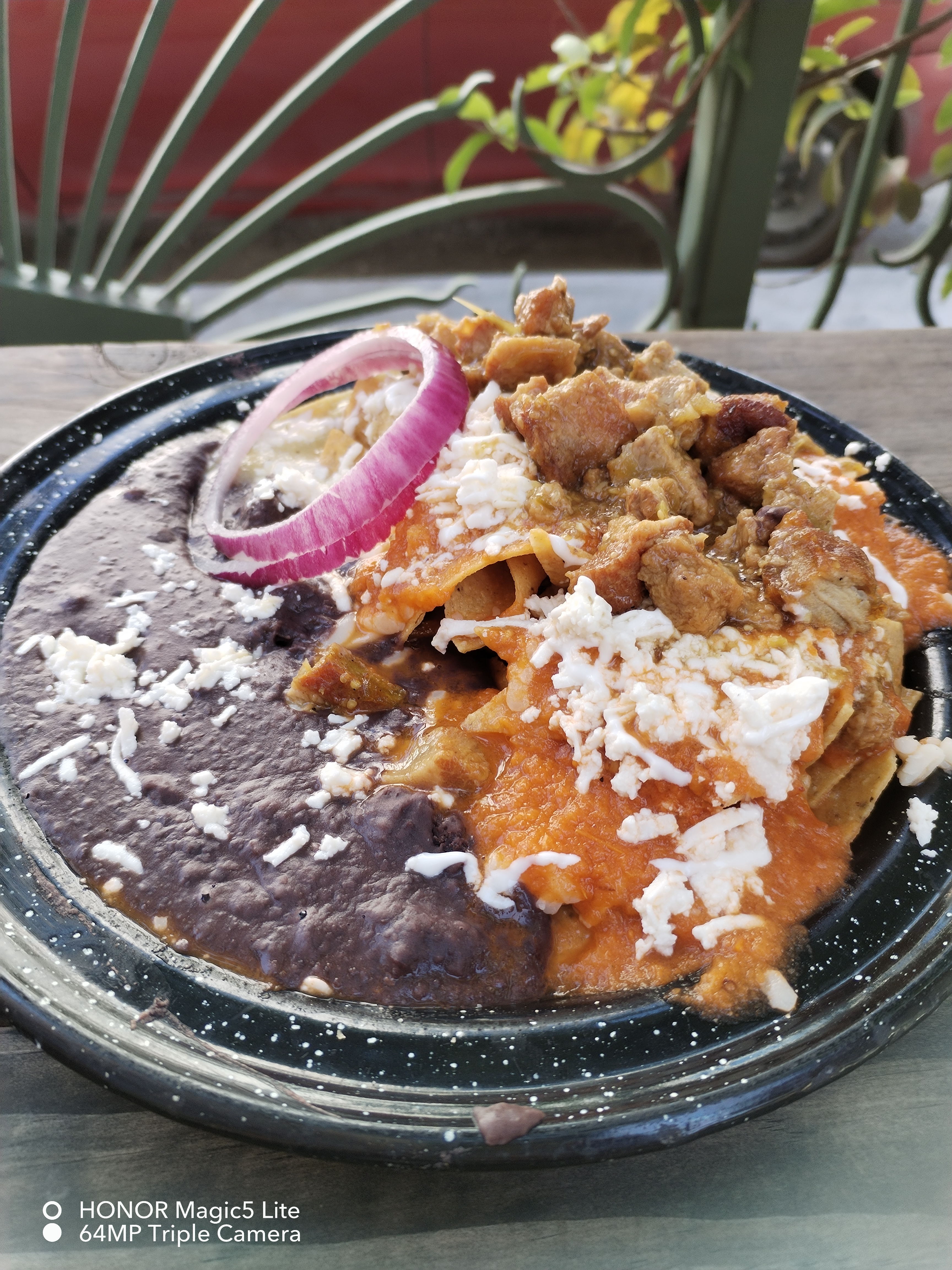 Esquina Bajan Chilaquiles image 4