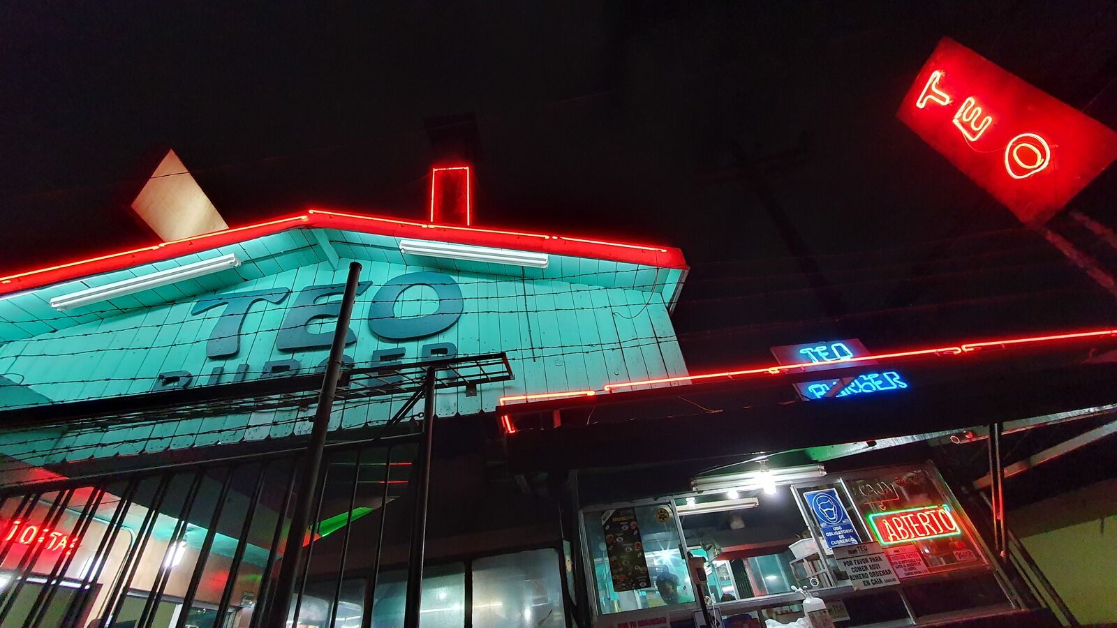 Teo Burger image 6