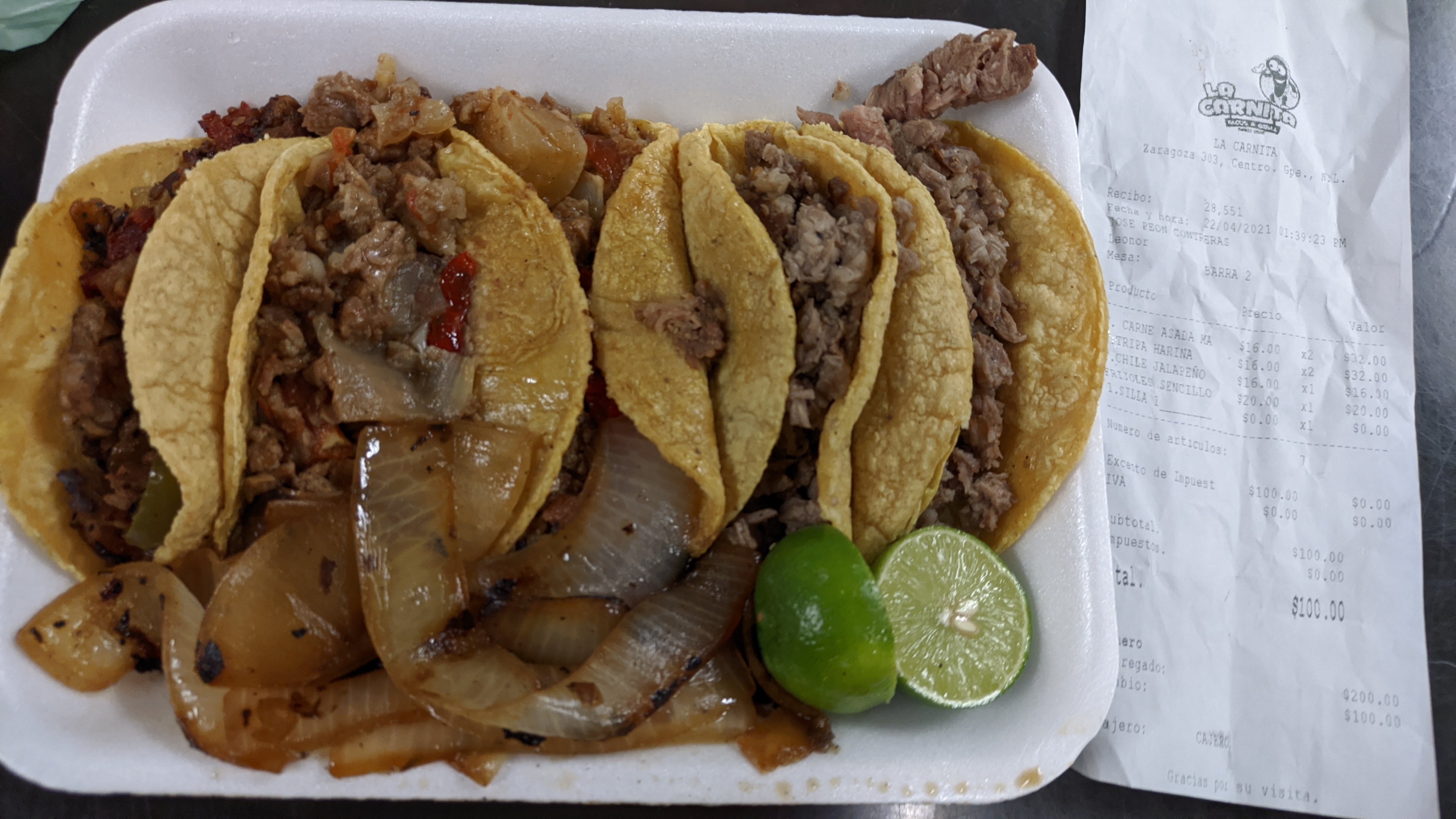 Tacos de carne asada La Carnita image 4