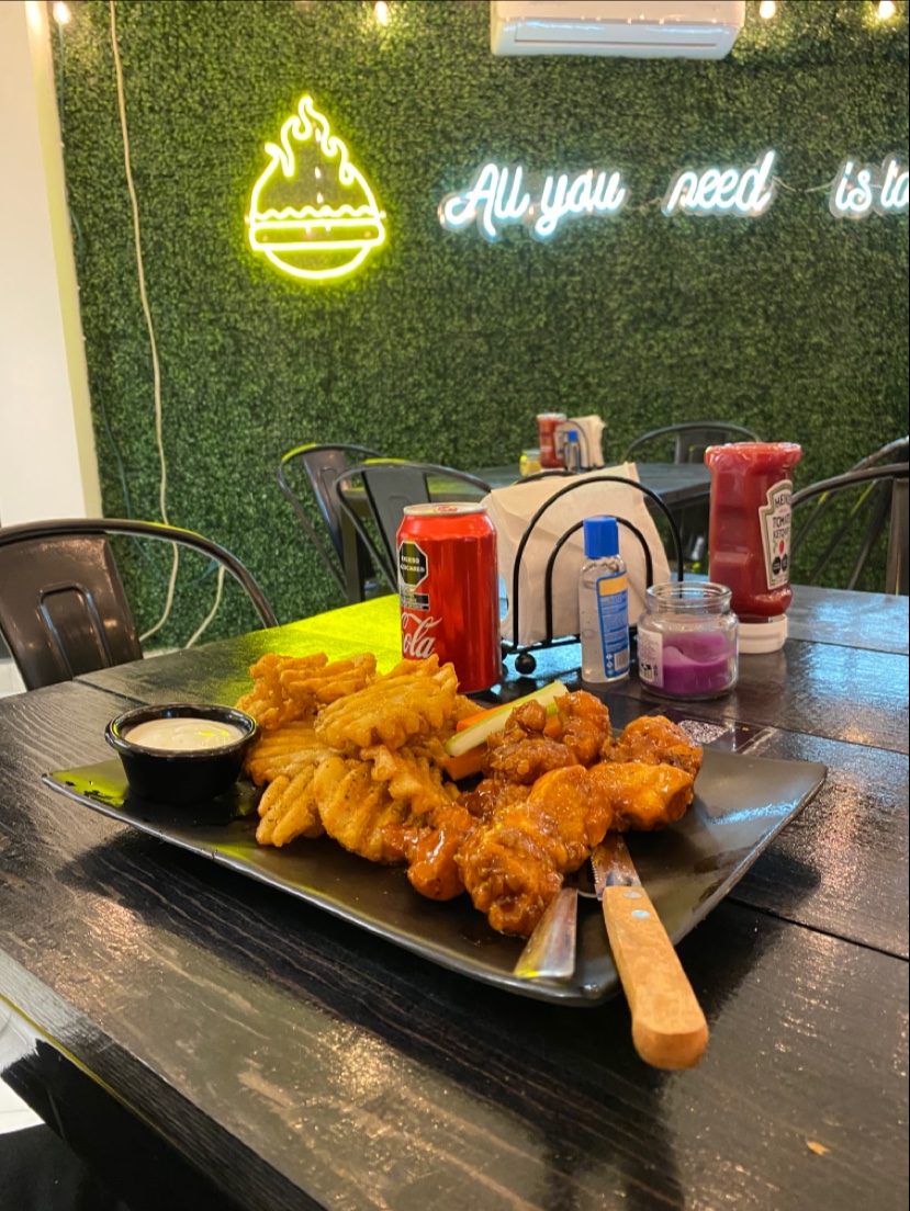 Grill House MTY image 8