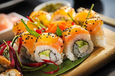 Hiroba sushi image 3