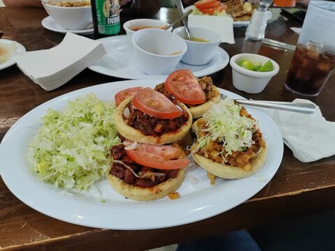 Taquería Juárez Sucursal Linda Vista image 6