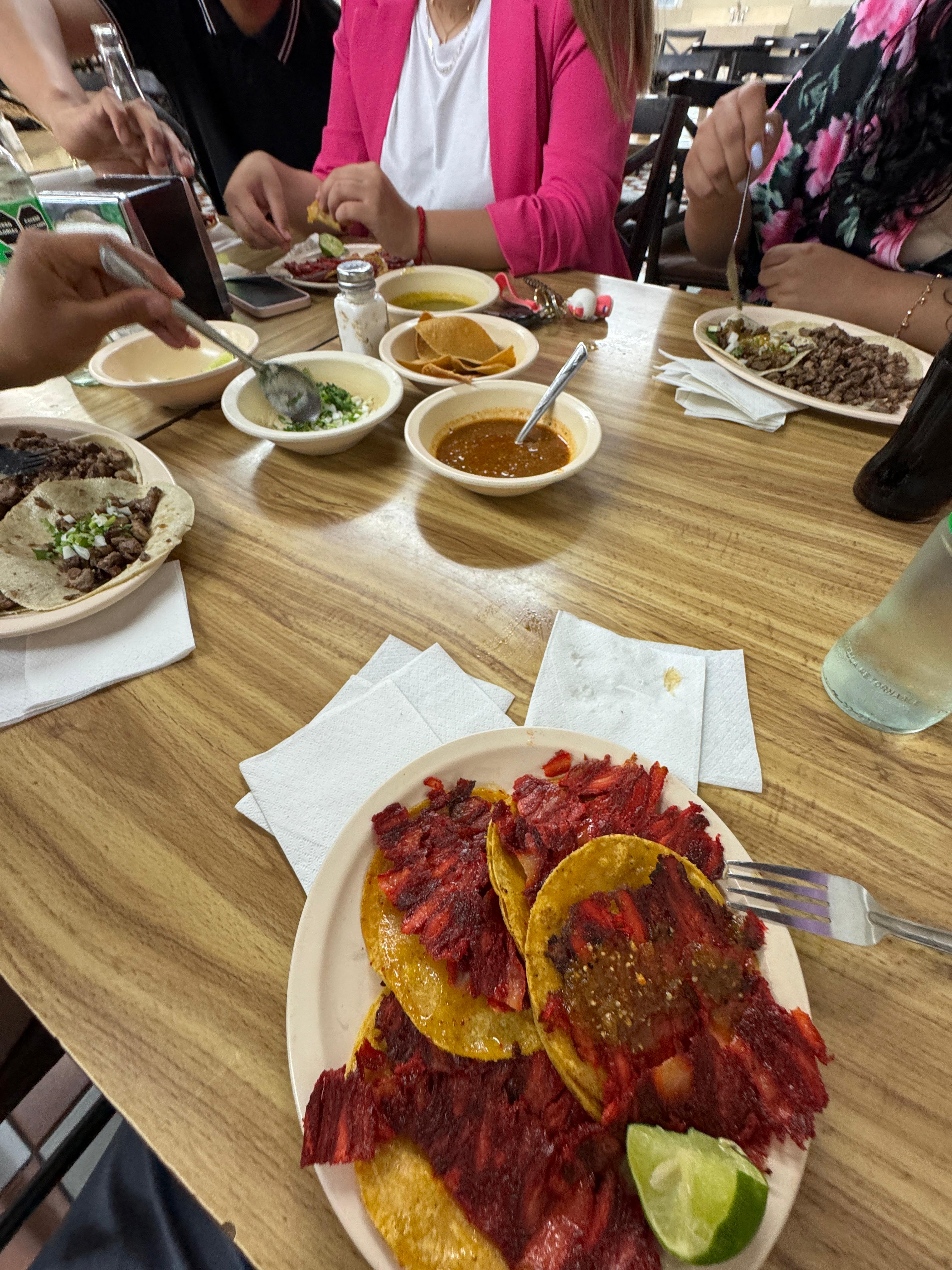 TAQUERIA LOS PETATES image 5