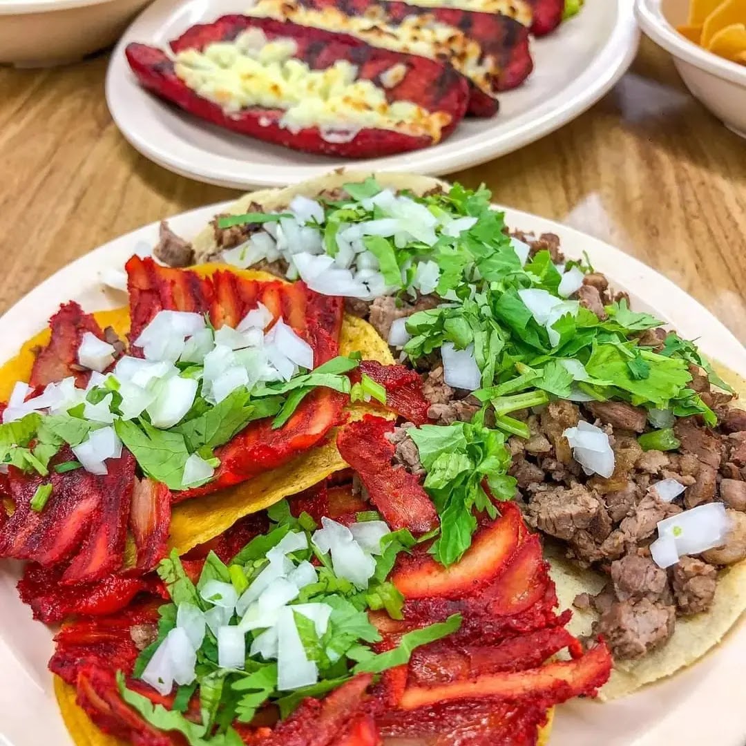 TAQUERIA LOS PETATES image 7