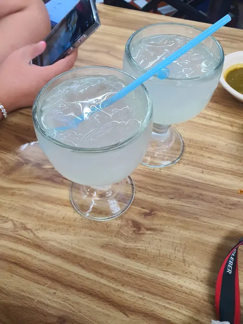 TAQUERIA LOS PETATES image 8