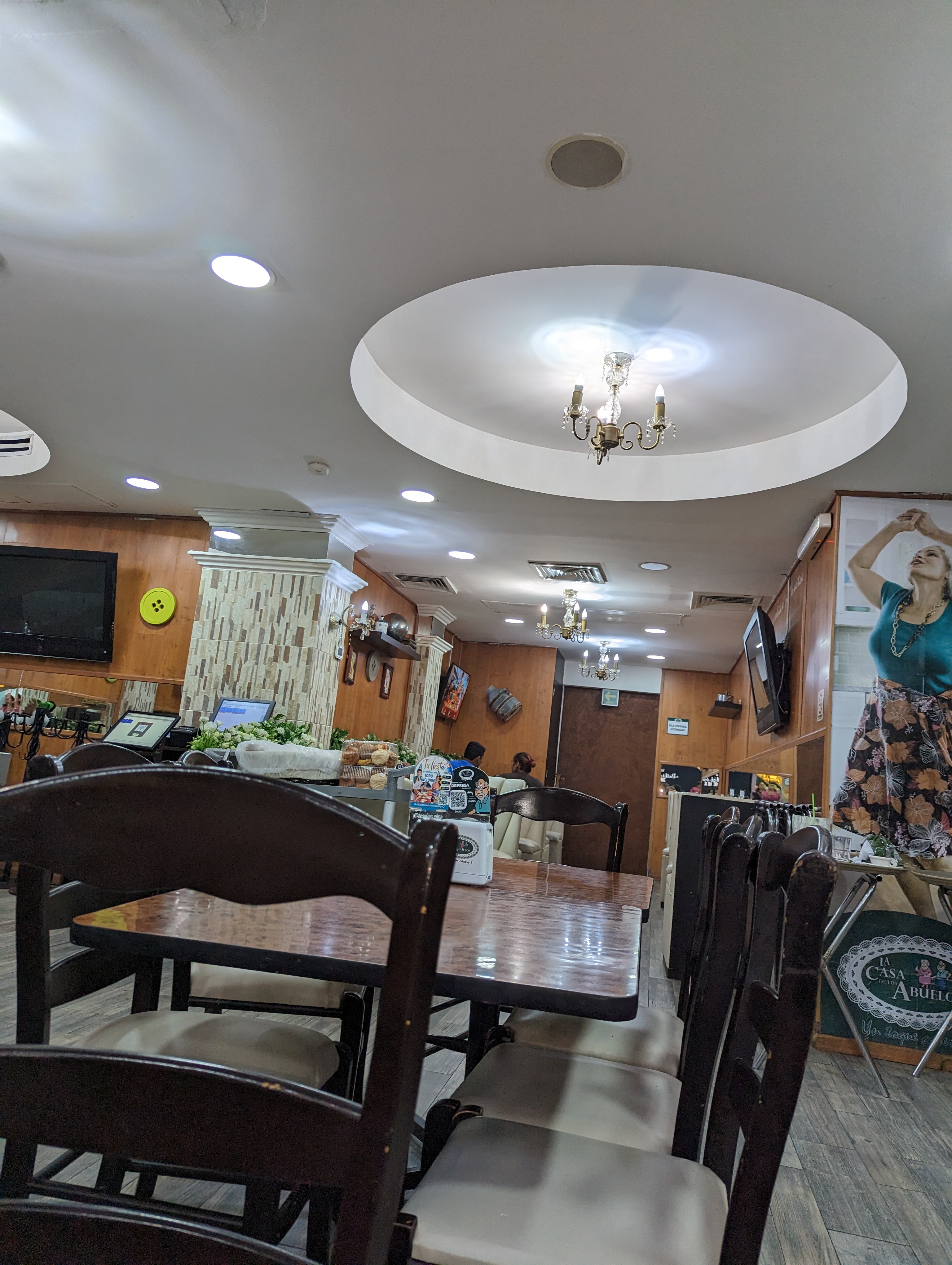 La Casa de los Abuelos - Zocalo image 5