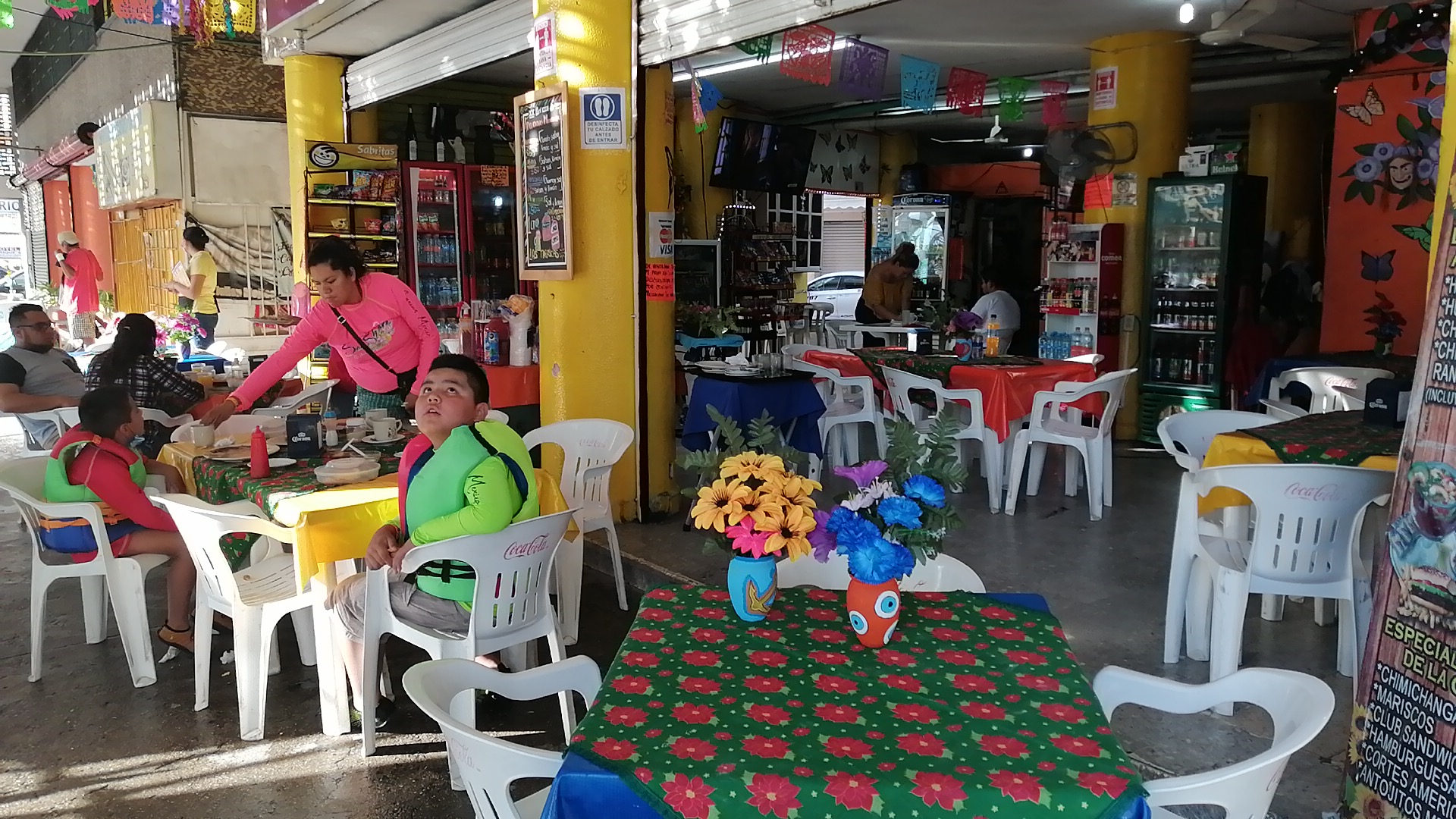 Restaurante las tarascas de acapulco image 3