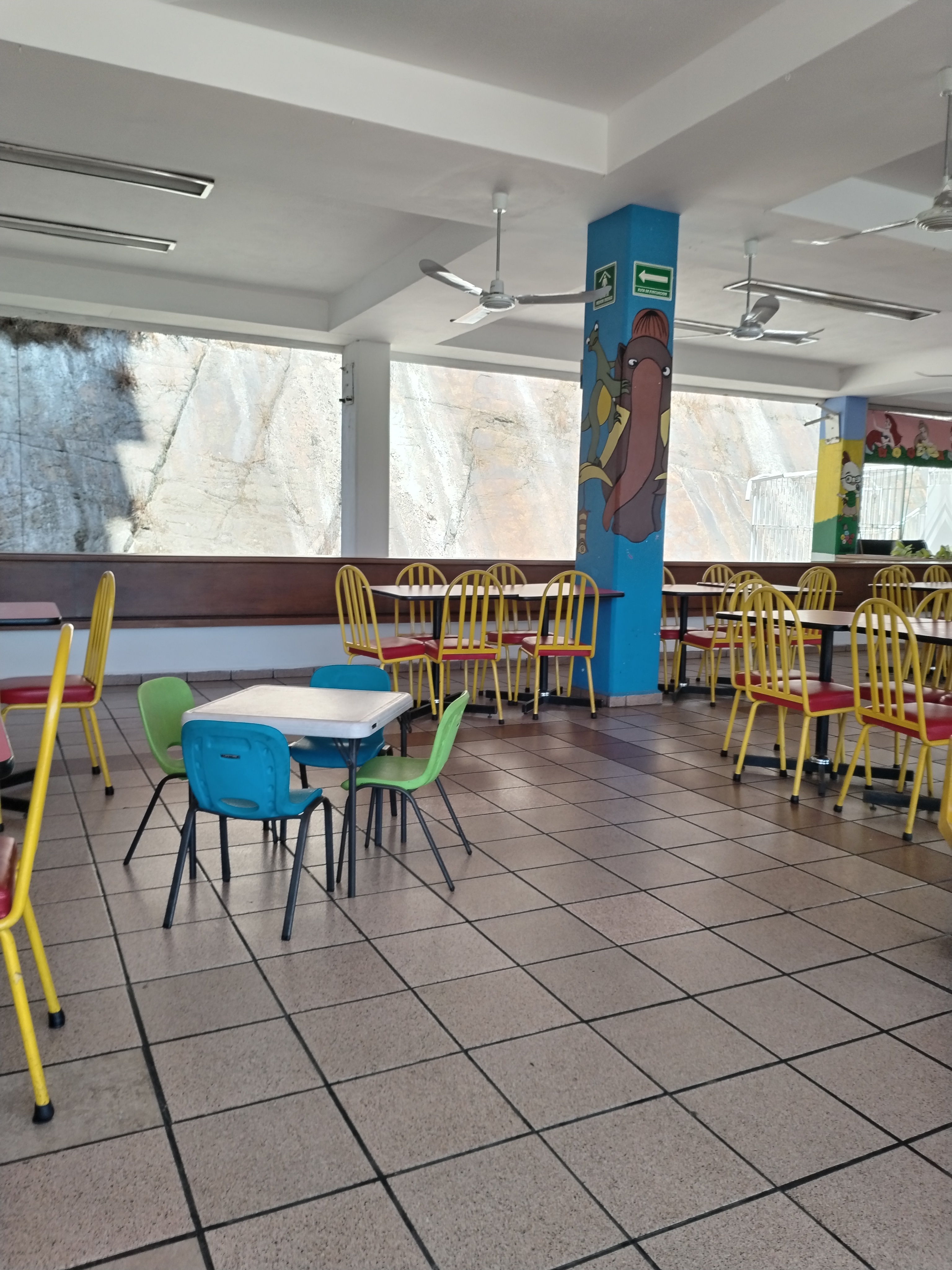 Pollo Felíz Acapulco image 7