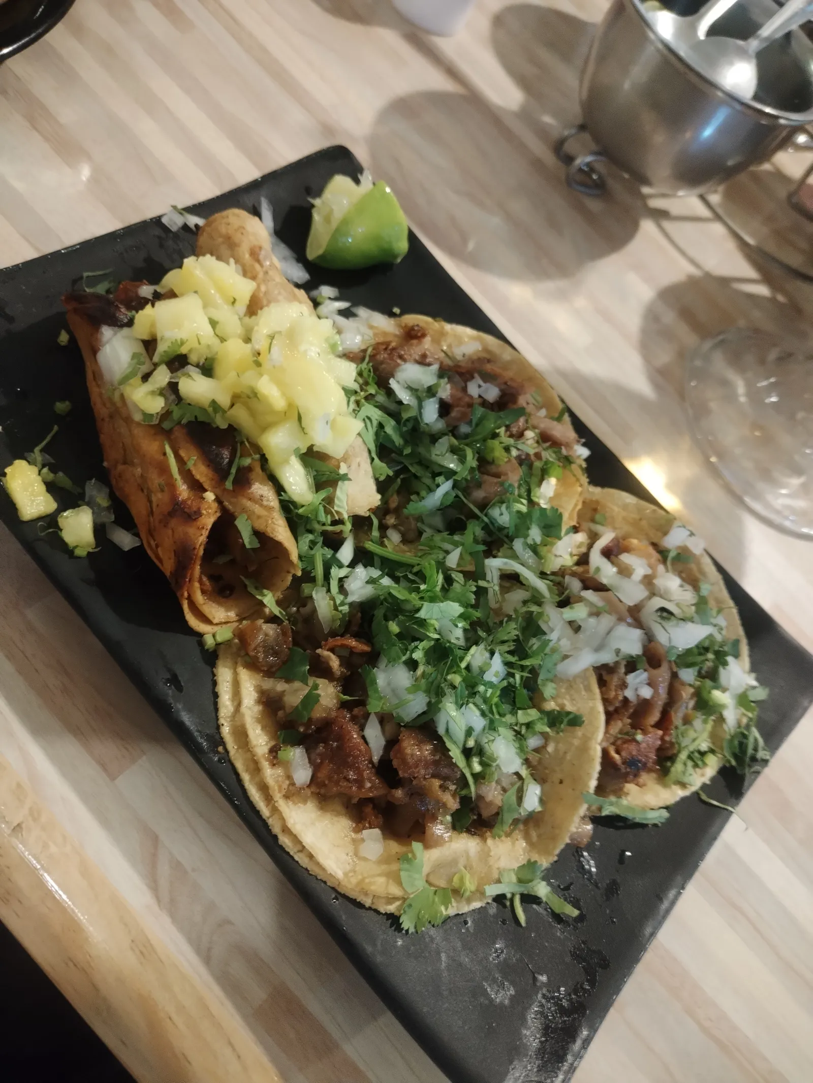 Taquería La Única image 6