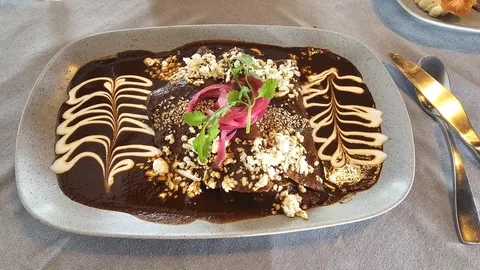MOL cocina tradicional mexicana image 3